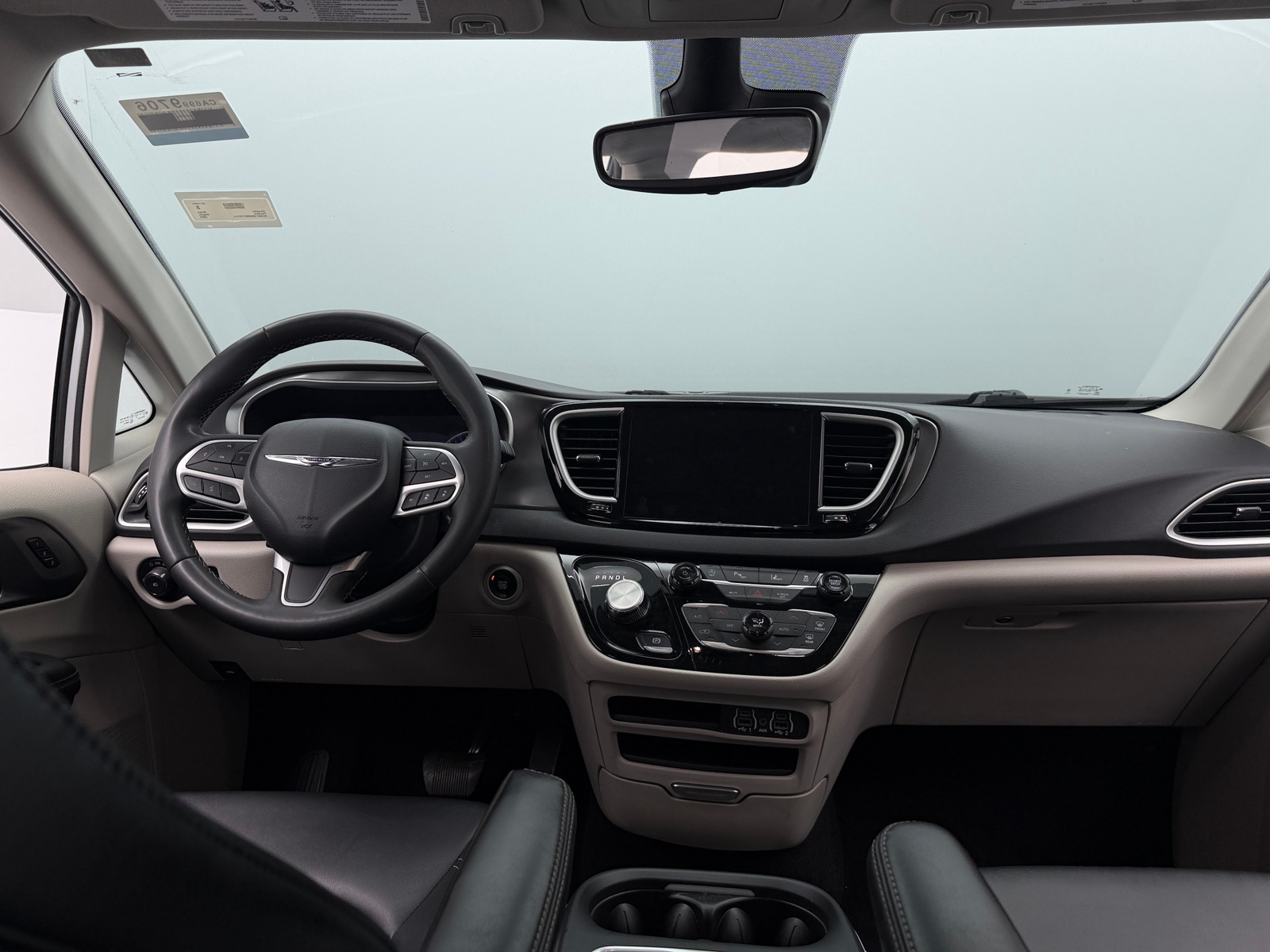 Thumbnail: 2024 Chrysler Pacifica - 2