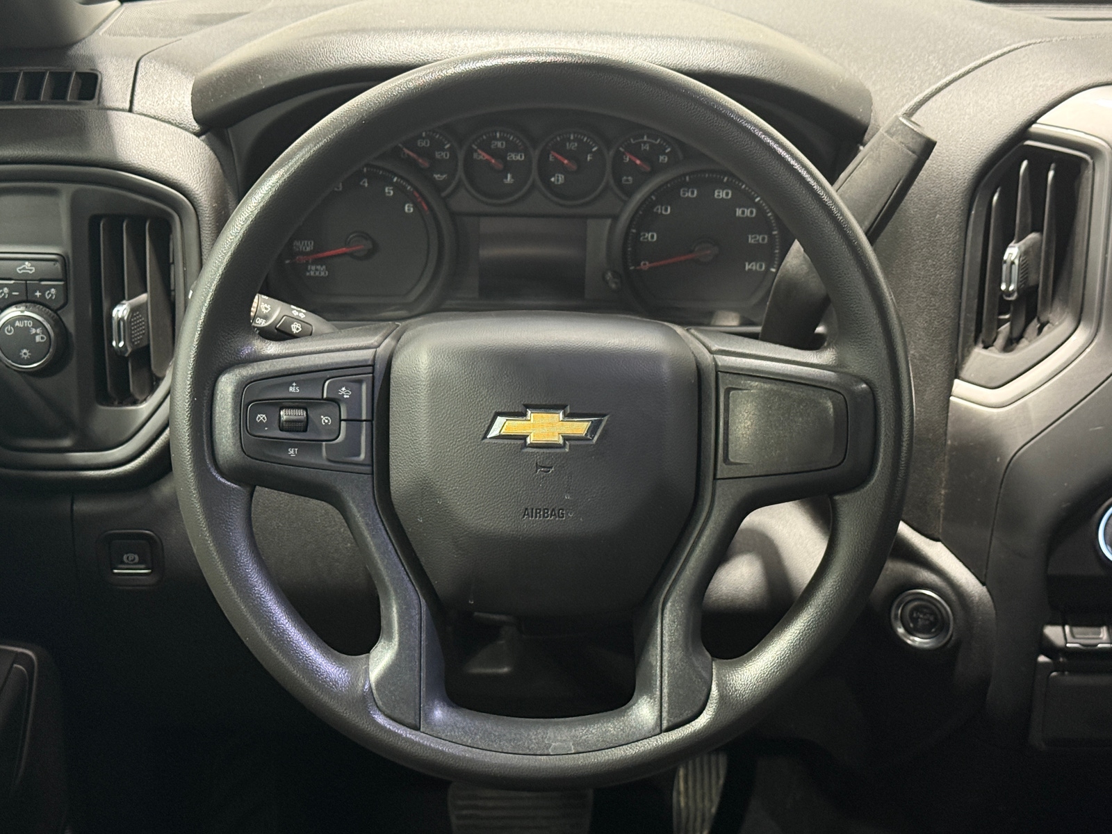 Thumbnail: 2024 Chevrolet Silverado 1500 - 5