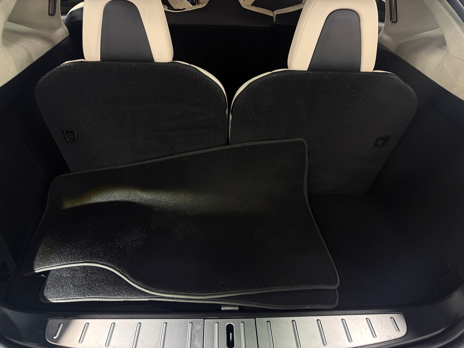 Thumbnail: 2019 Tesla Model X - 6
