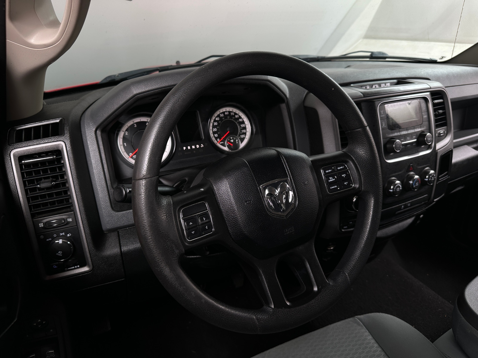 Thumbnail: 2019 RAM 1500 Classic - 5
