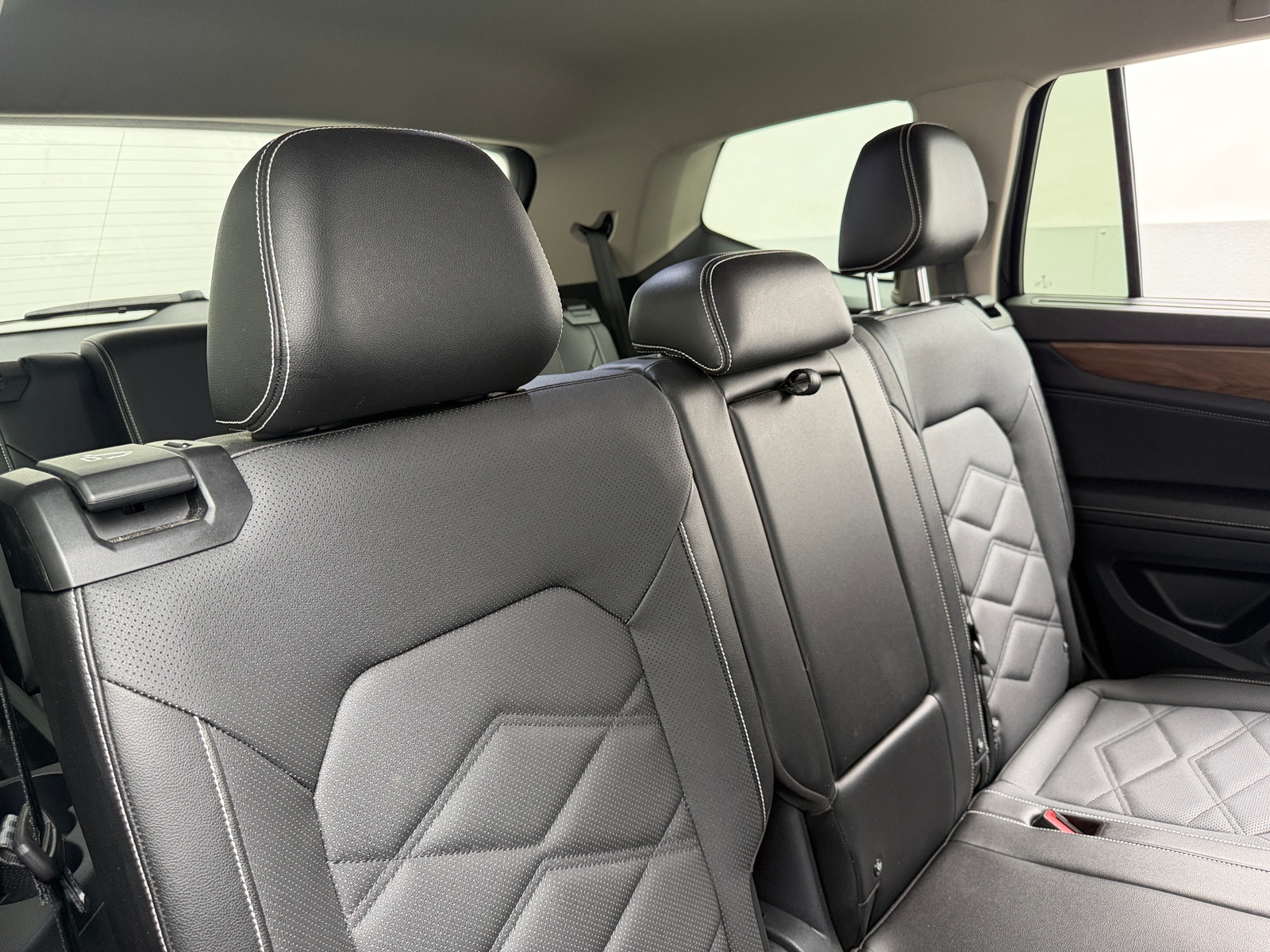 Thumbnail: 2024 Volkswagen Atlas - 6
