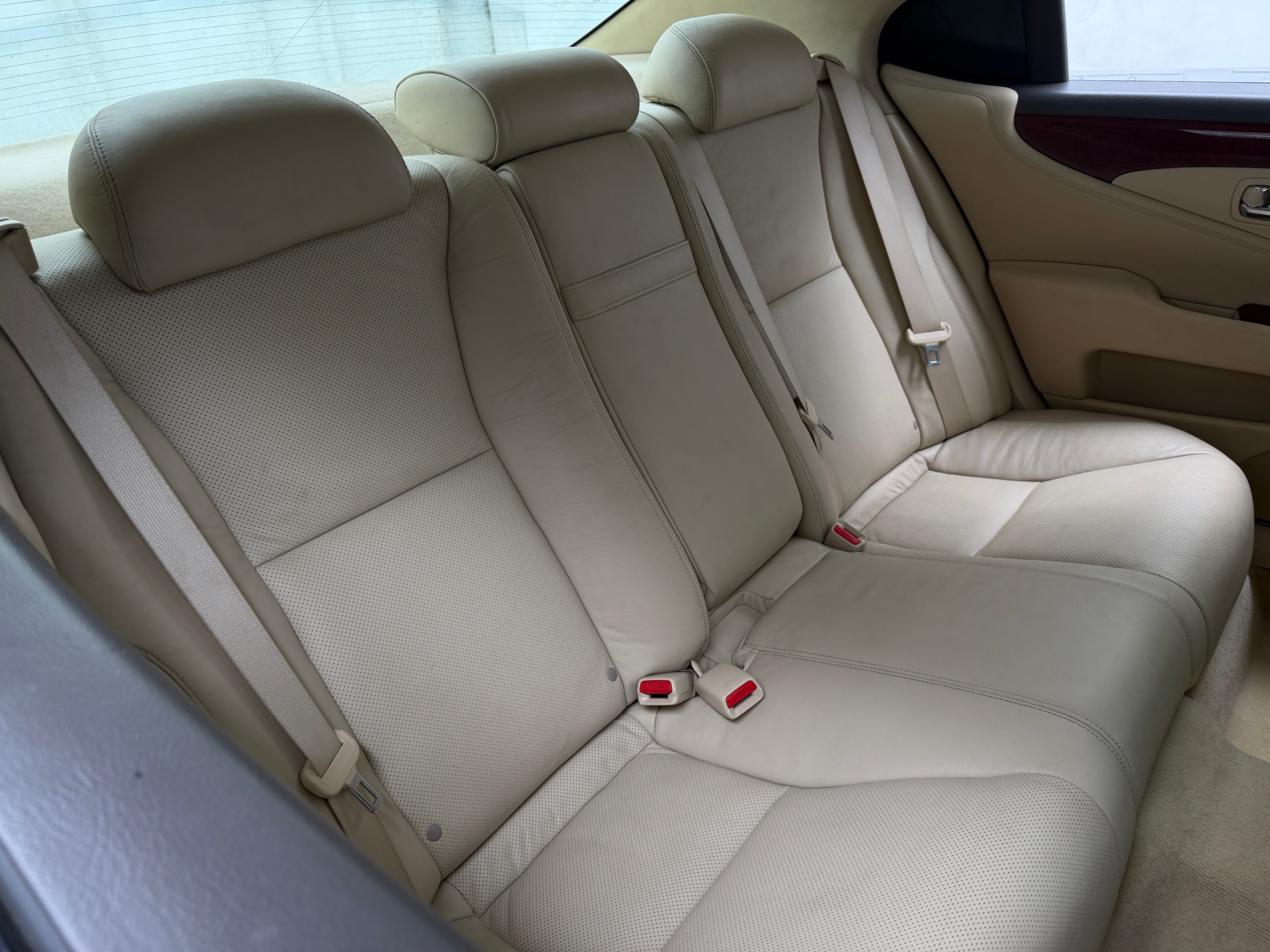 2011 Lexus LS