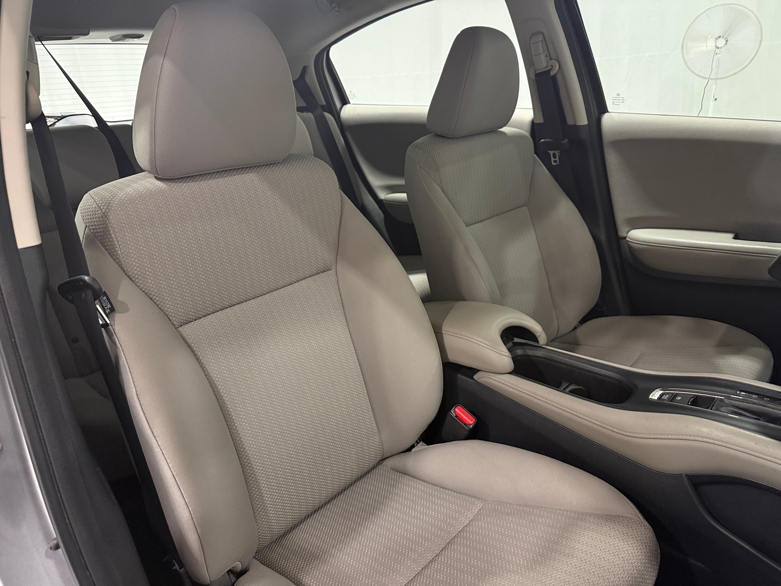 Thumbnail: 2017 Honda HR-V - 2