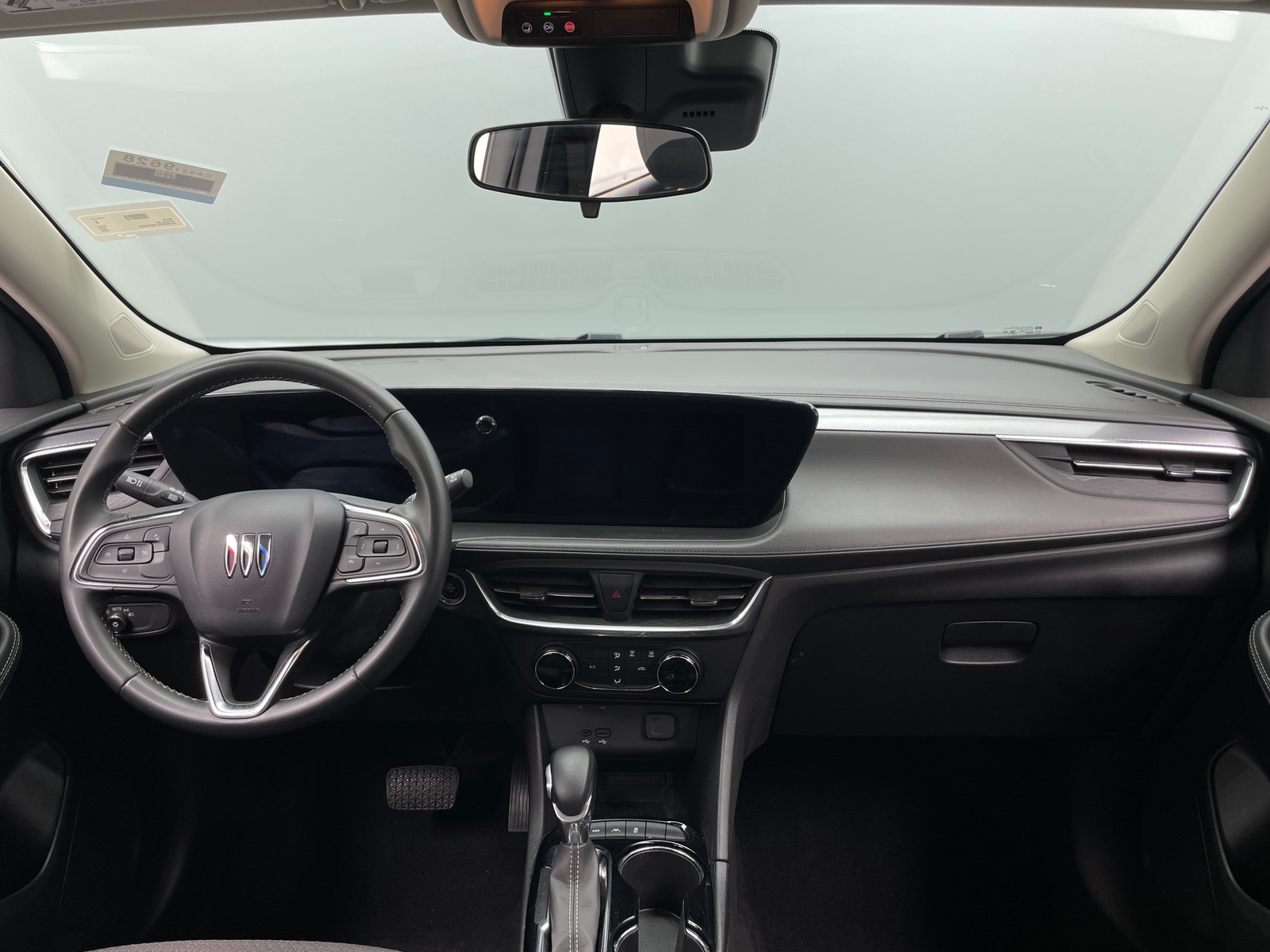 Thumbnail: 2025 Buick Encore GX - 2