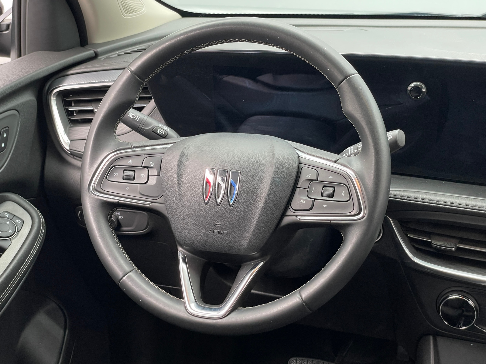 Thumbnail: 2025 Buick Encore GX - 4