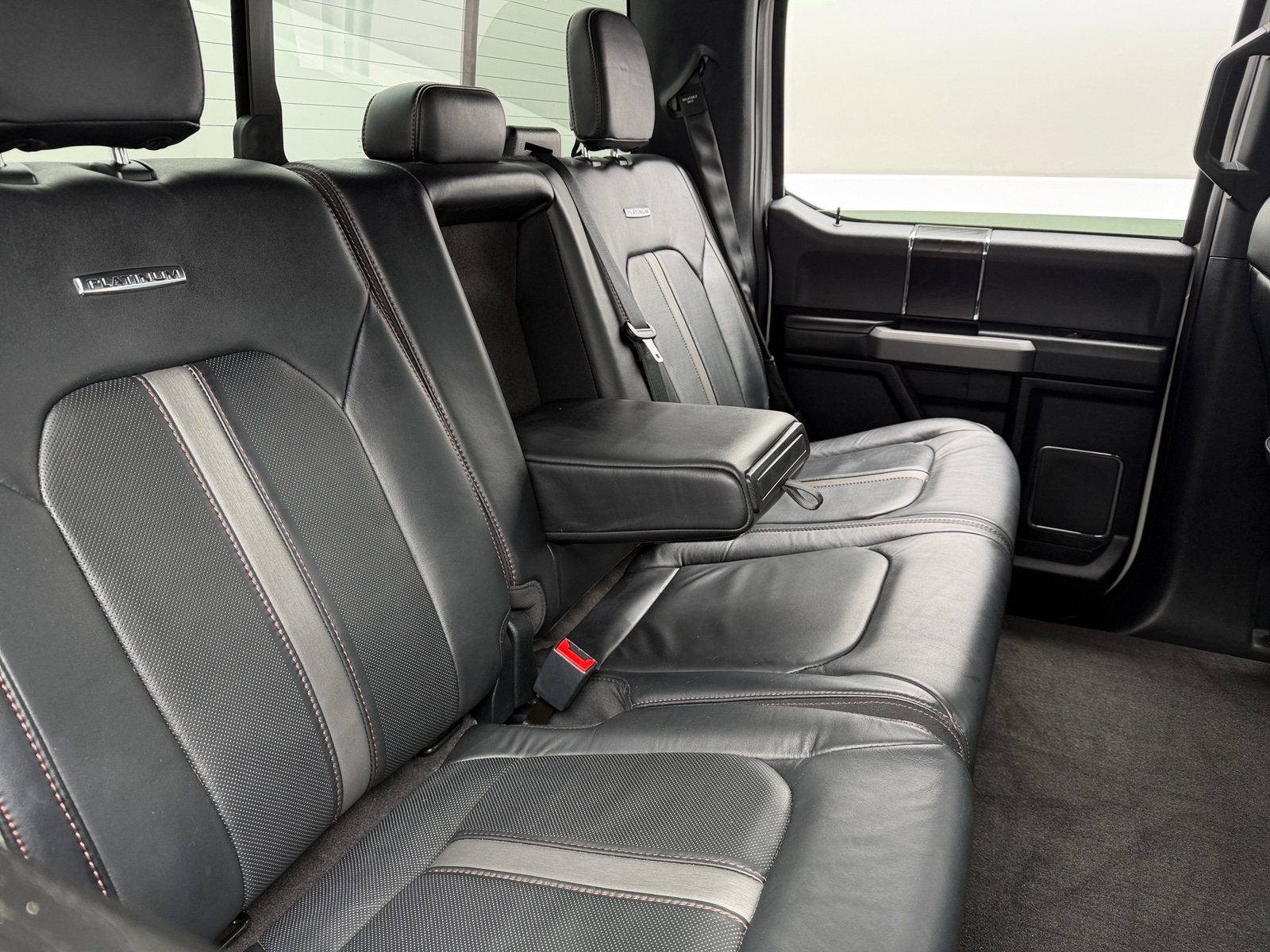 Thumbnail: 2020 Ford Econoline - 5