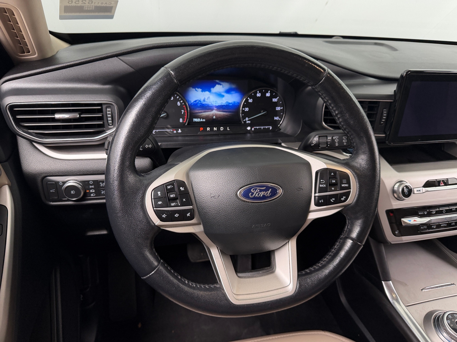 Thumbnail: 2022 Ford Explorer - 4