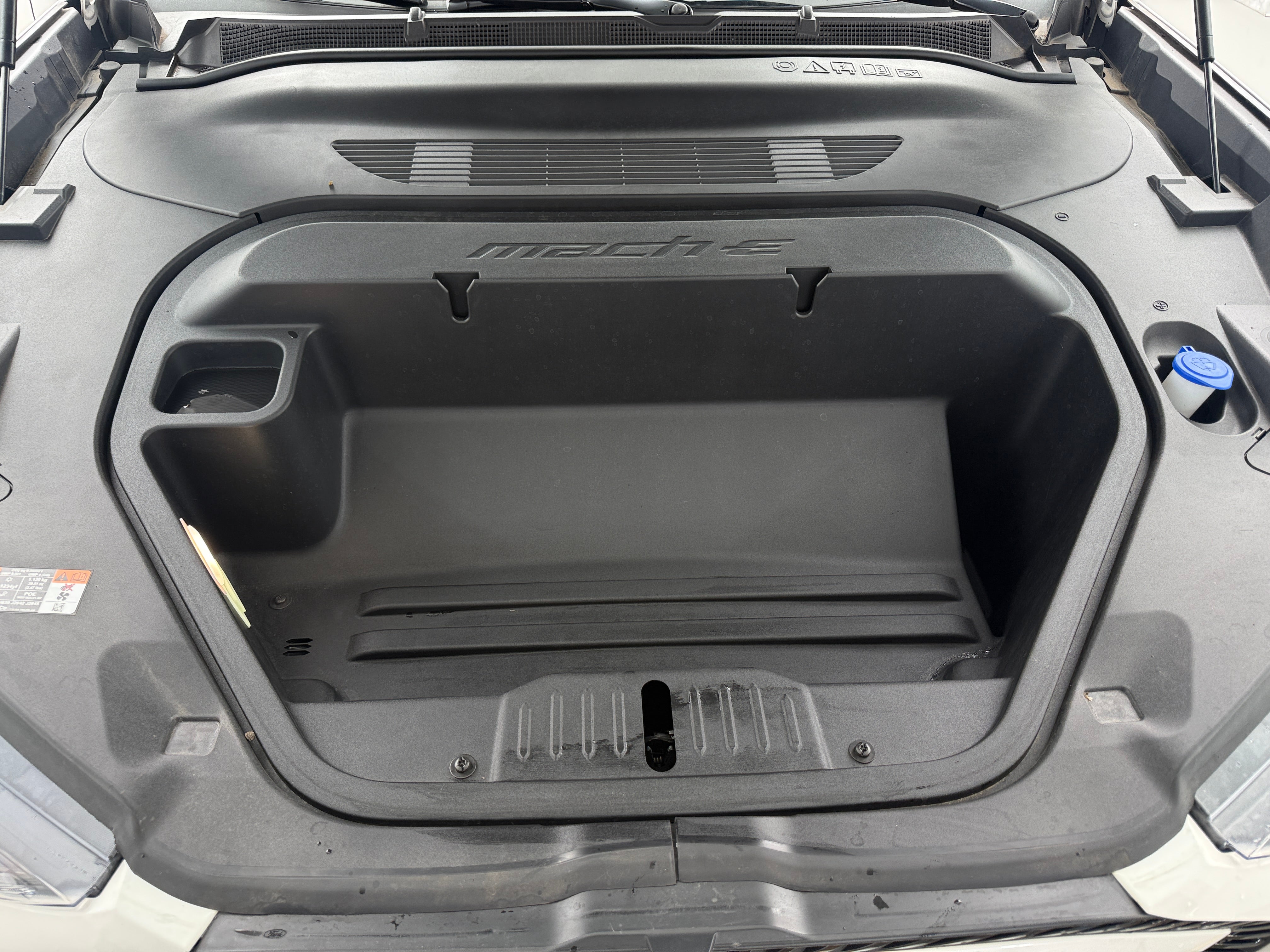 2025 Ford Mustang Mach-E Select RWD