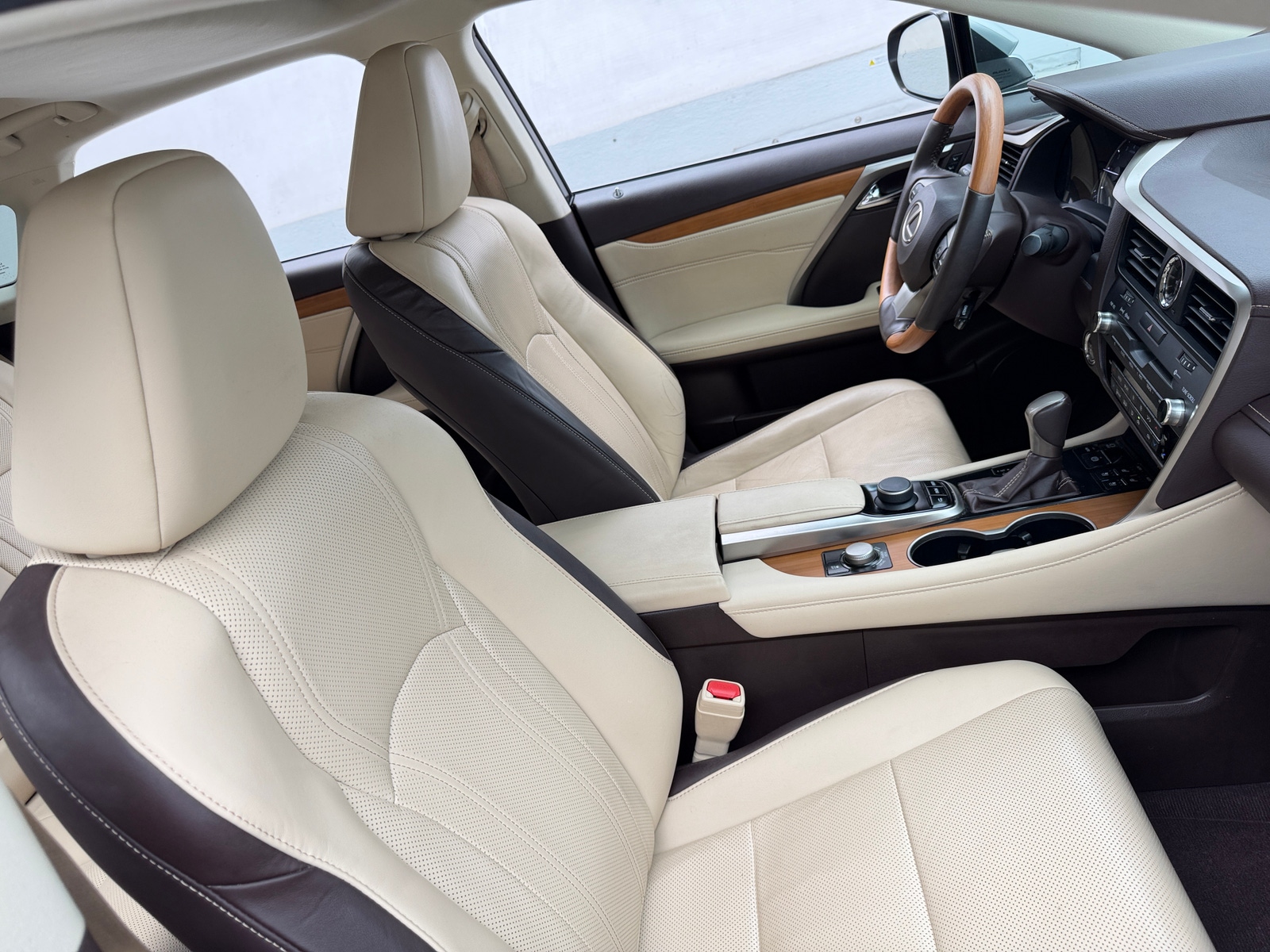 Thumbnail: 2017 Lexus RX - 2