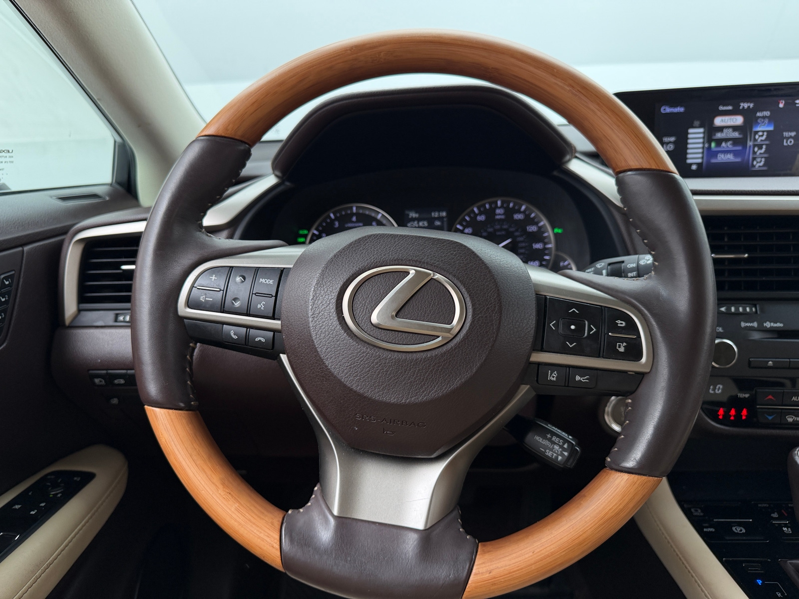 Thumbnail: 2017 Lexus RX - 5