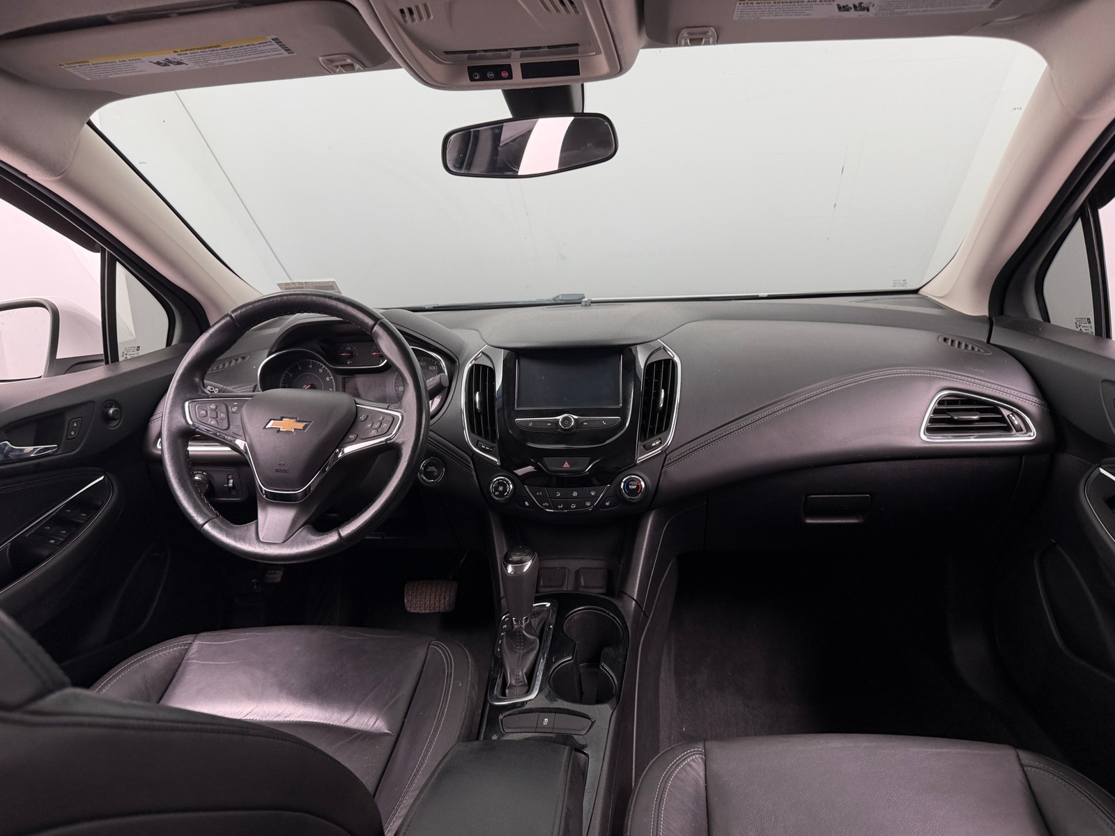 Thumbnail: 2018 Chevrolet Cruze - 2