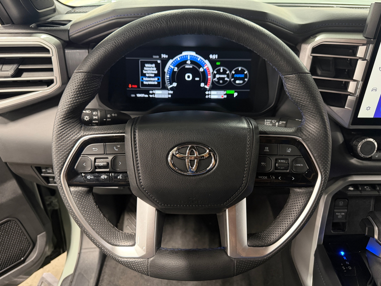 Thumbnail: 2025 Toyota Tundra - 4