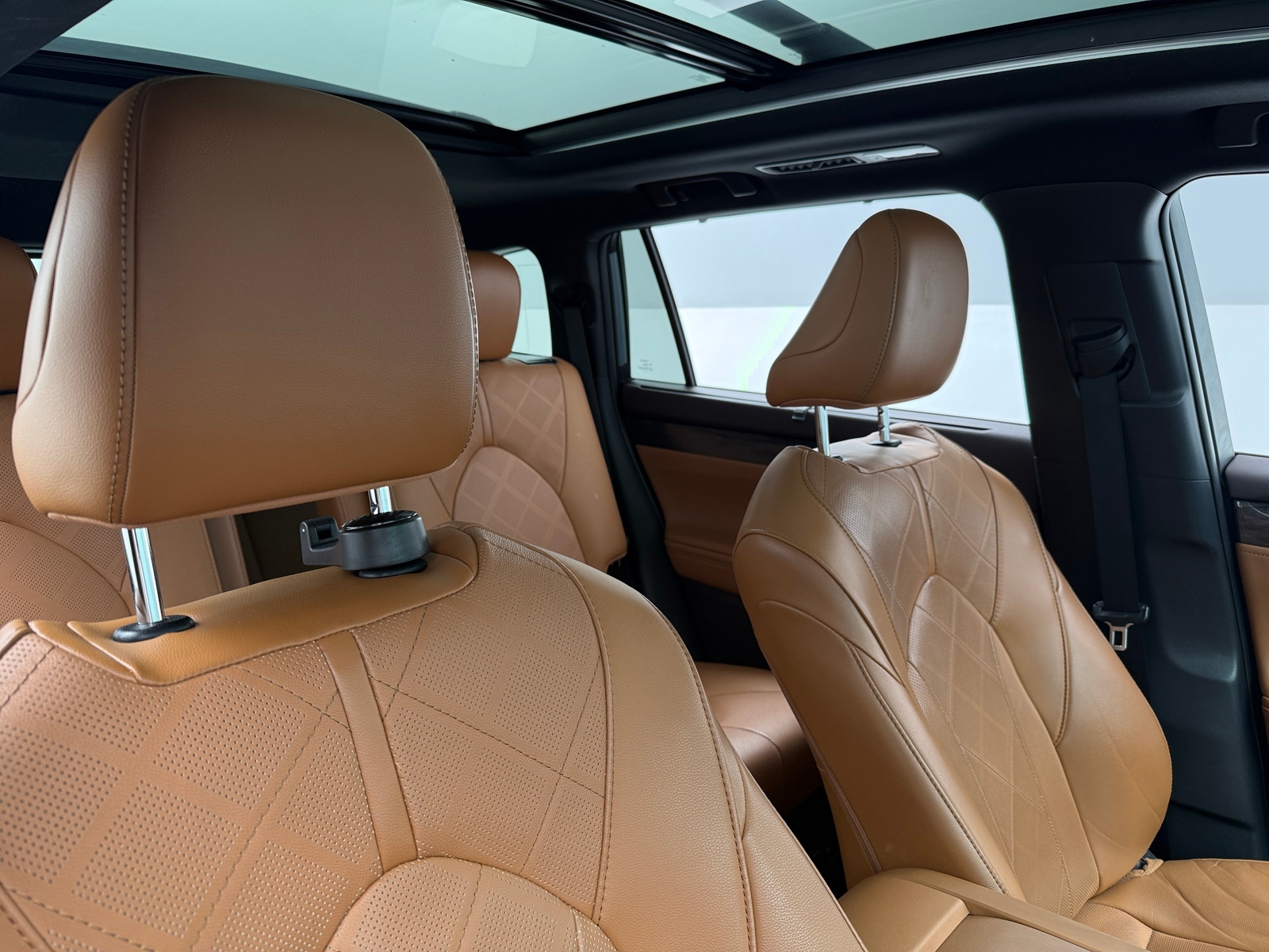 Thumbnail: 2021 Toyota Highlander - 2