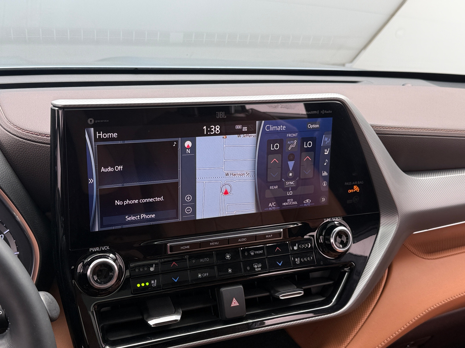 Thumbnail: 2021 Toyota Highlander - 4