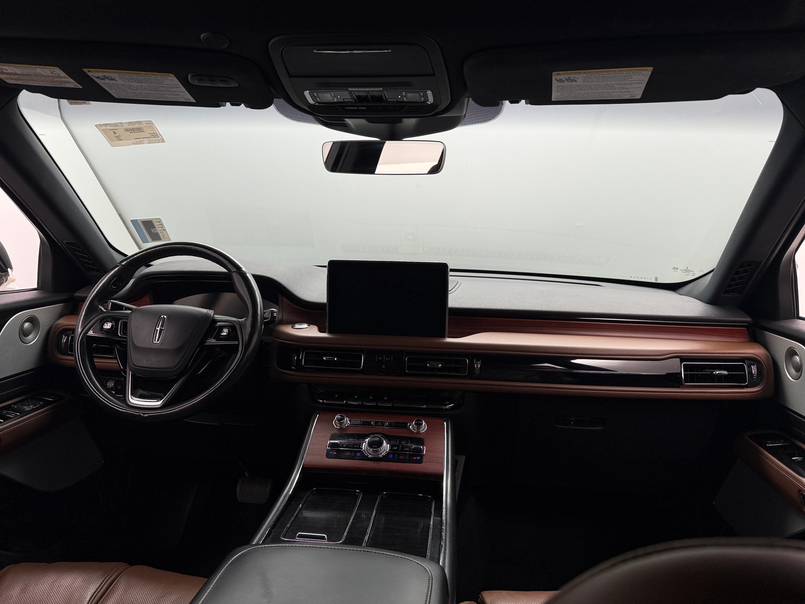Thumbnail: 2023 Lincoln Aviator - 2