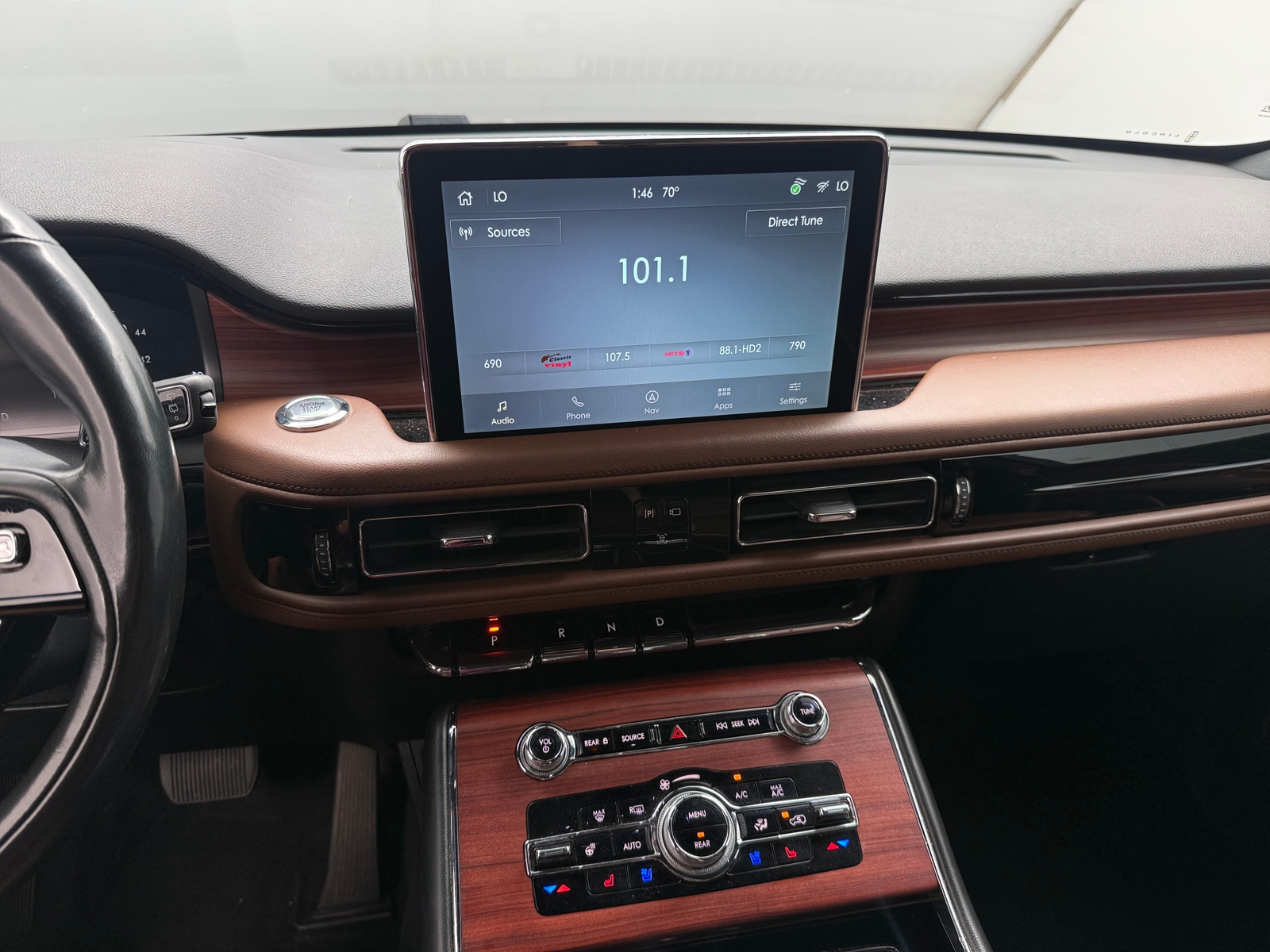 Thumbnail: 2023 Lincoln Aviator - 3