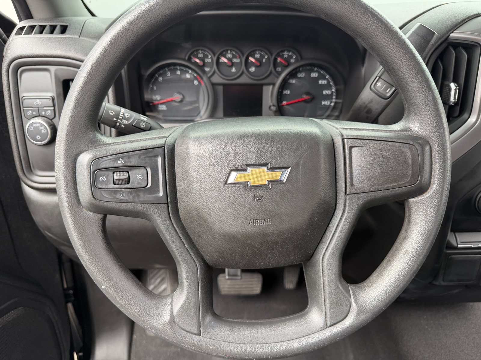 Thumbnail: 2022 Chevrolet Silverado 1500 - 5