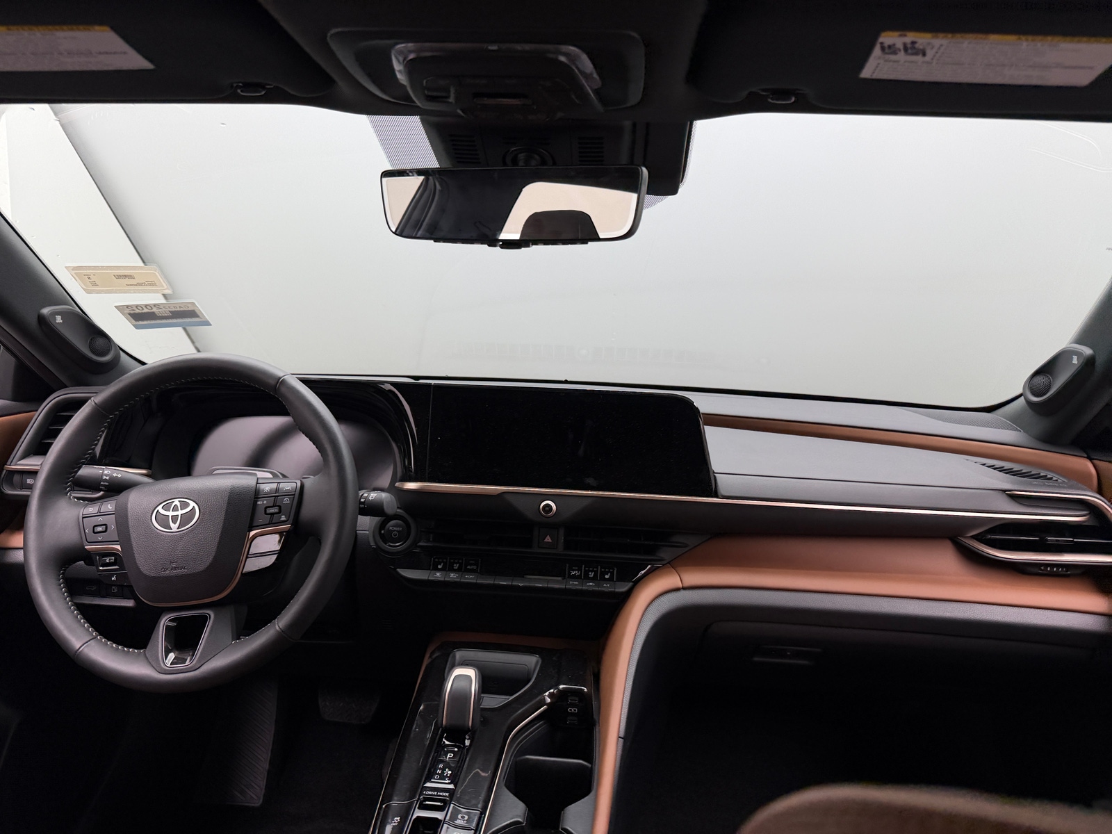 Thumbnail: 2025 Toyota Crown Signia - 3