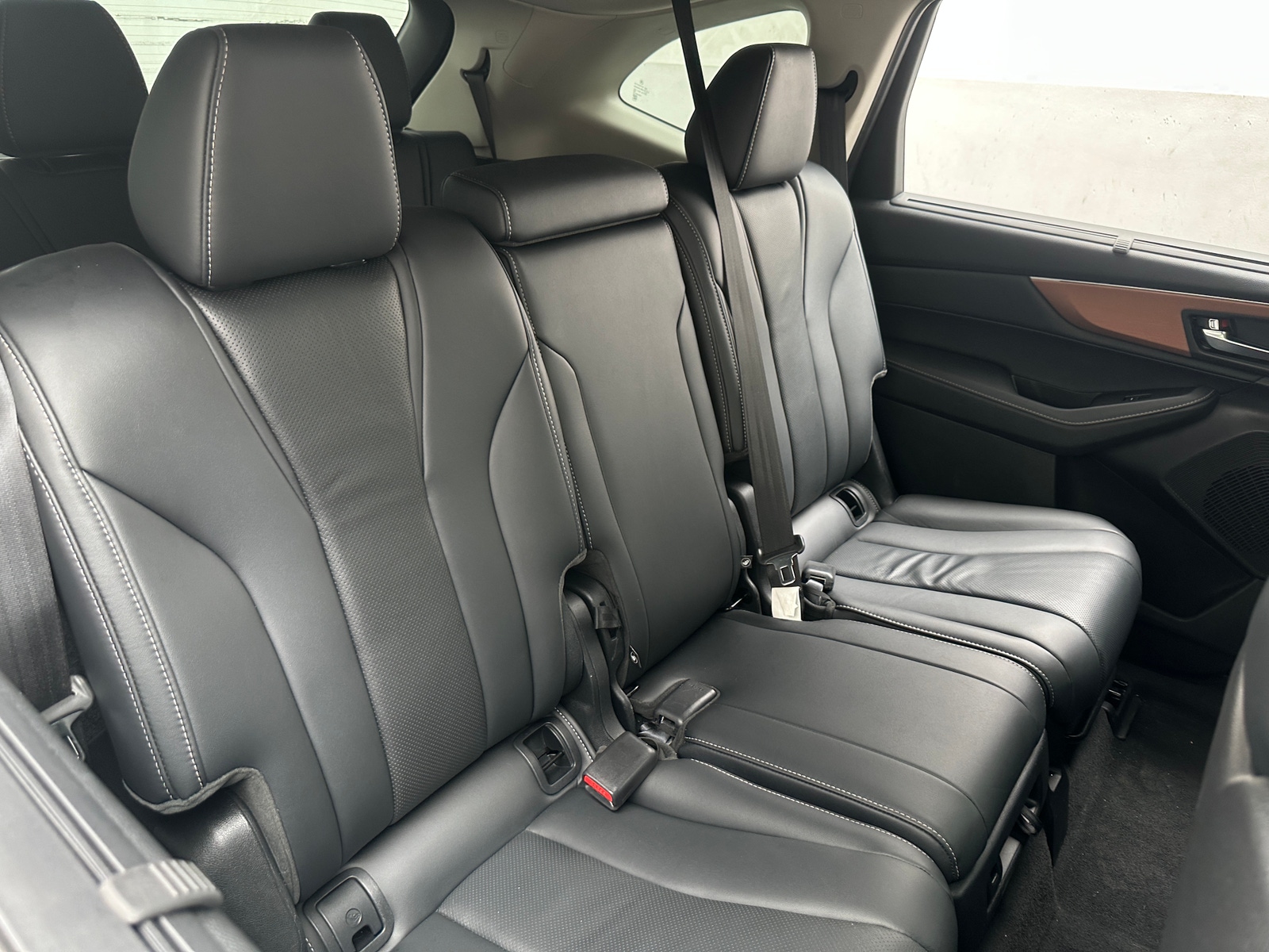 Thumbnail: 2022 Acura MDX - 5