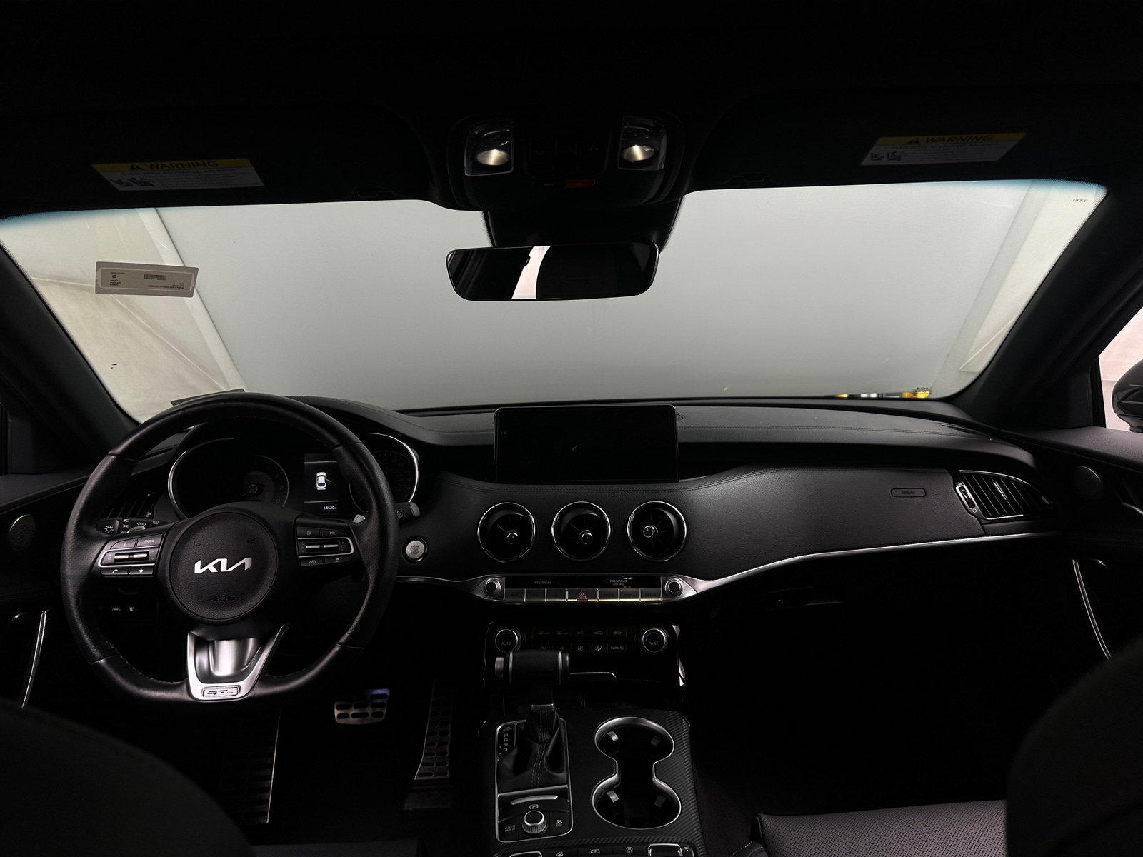 Thumbnail: 2023 Kia Stinger - 2