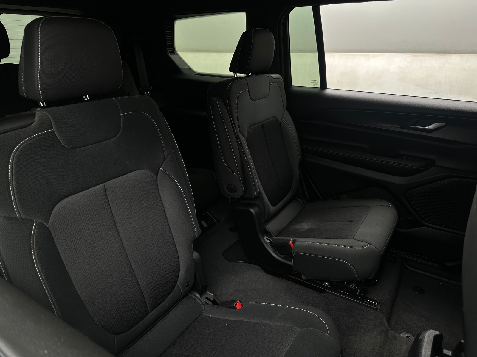 Thumbnail: 2025 Jeep Grand Cherokee L - 6