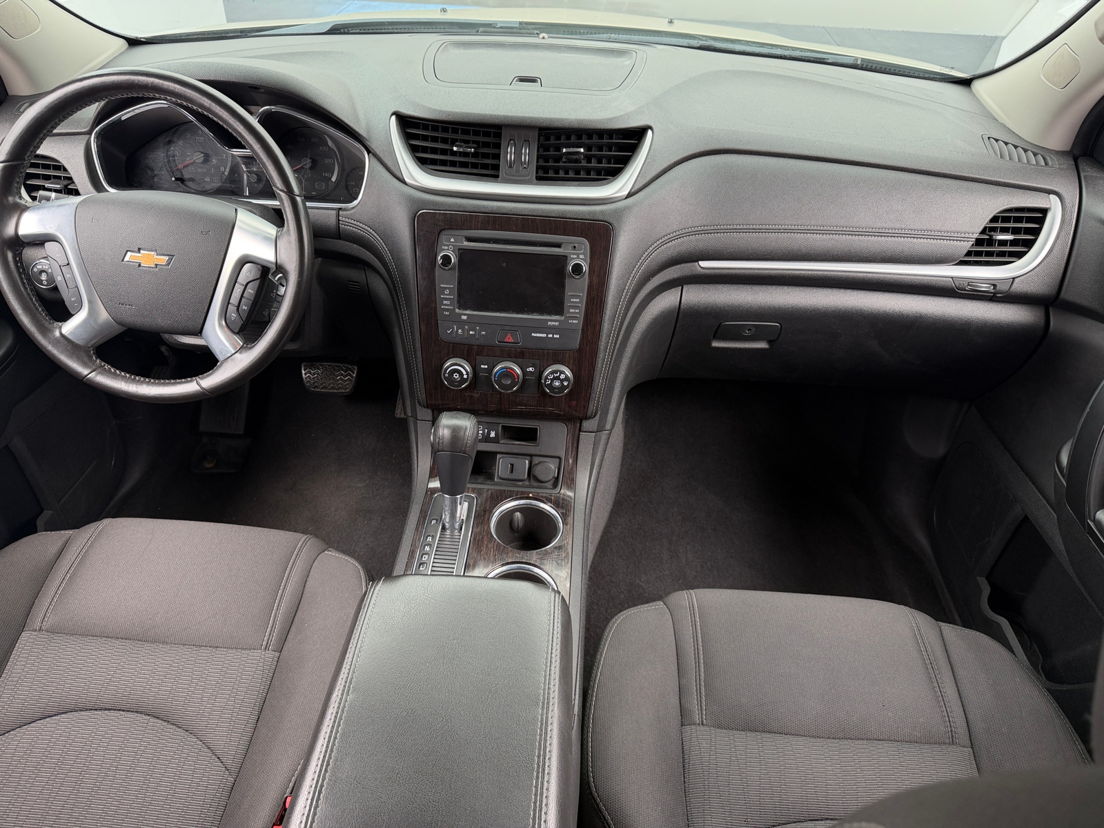 Thumbnail: 2016 Chevrolet Traverse - 3