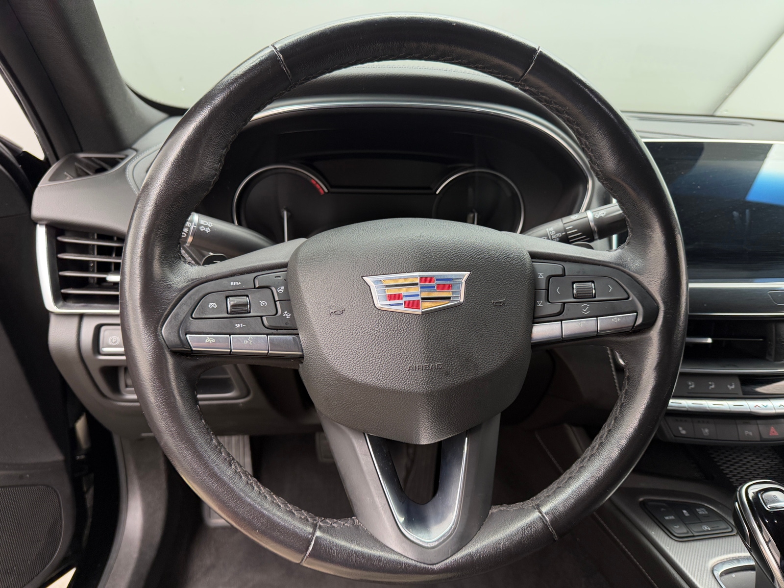 Thumbnail: 2023 Cadillac CT5 - 4