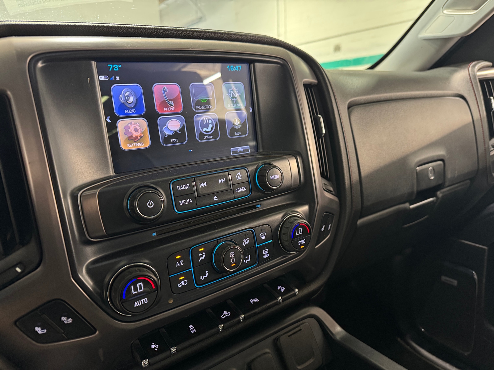 Thumbnail: 2017 GMC Sierra 2500 - 3