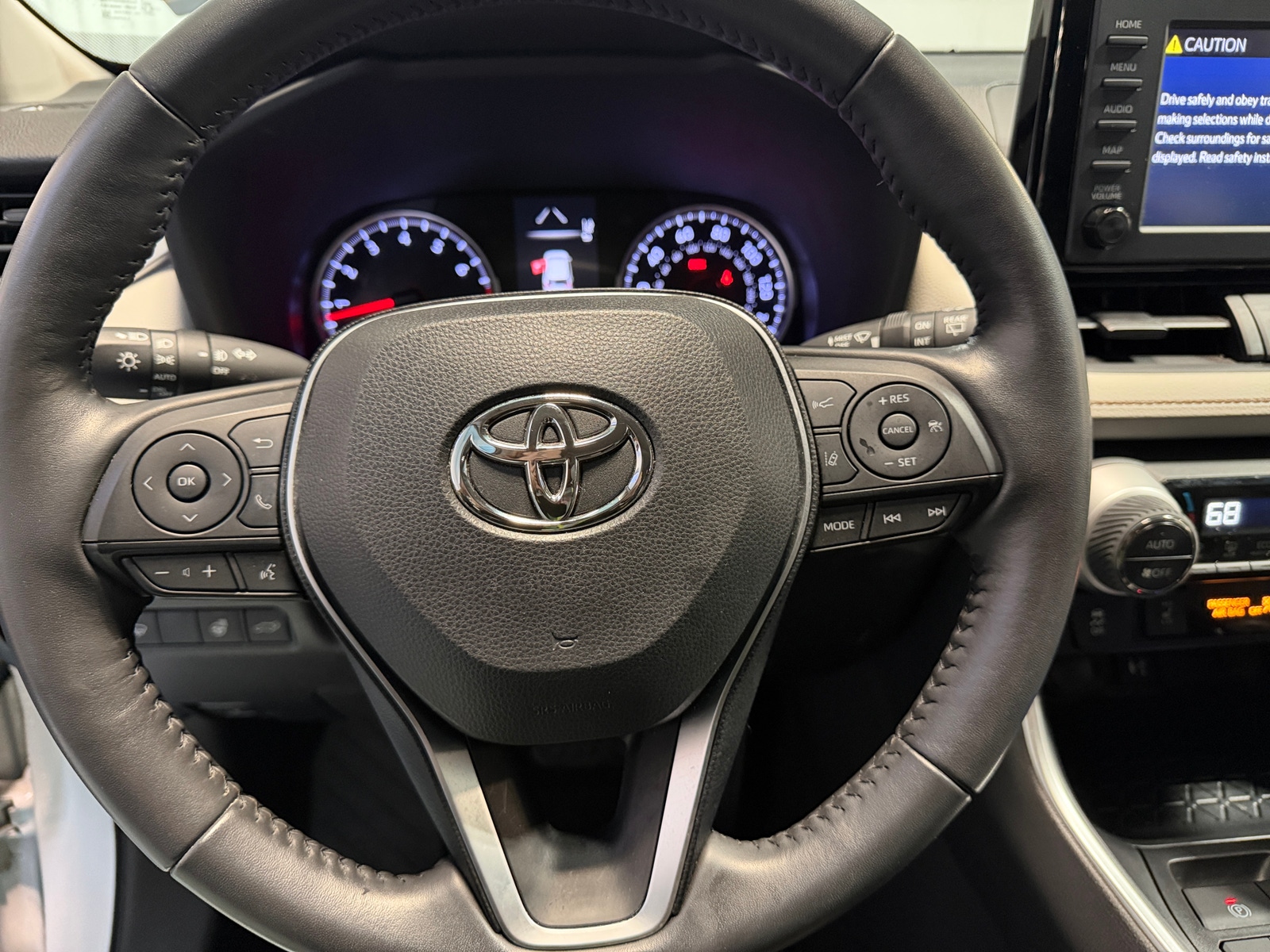 Thumbnail: 2019 Toyota RAV4 - 5