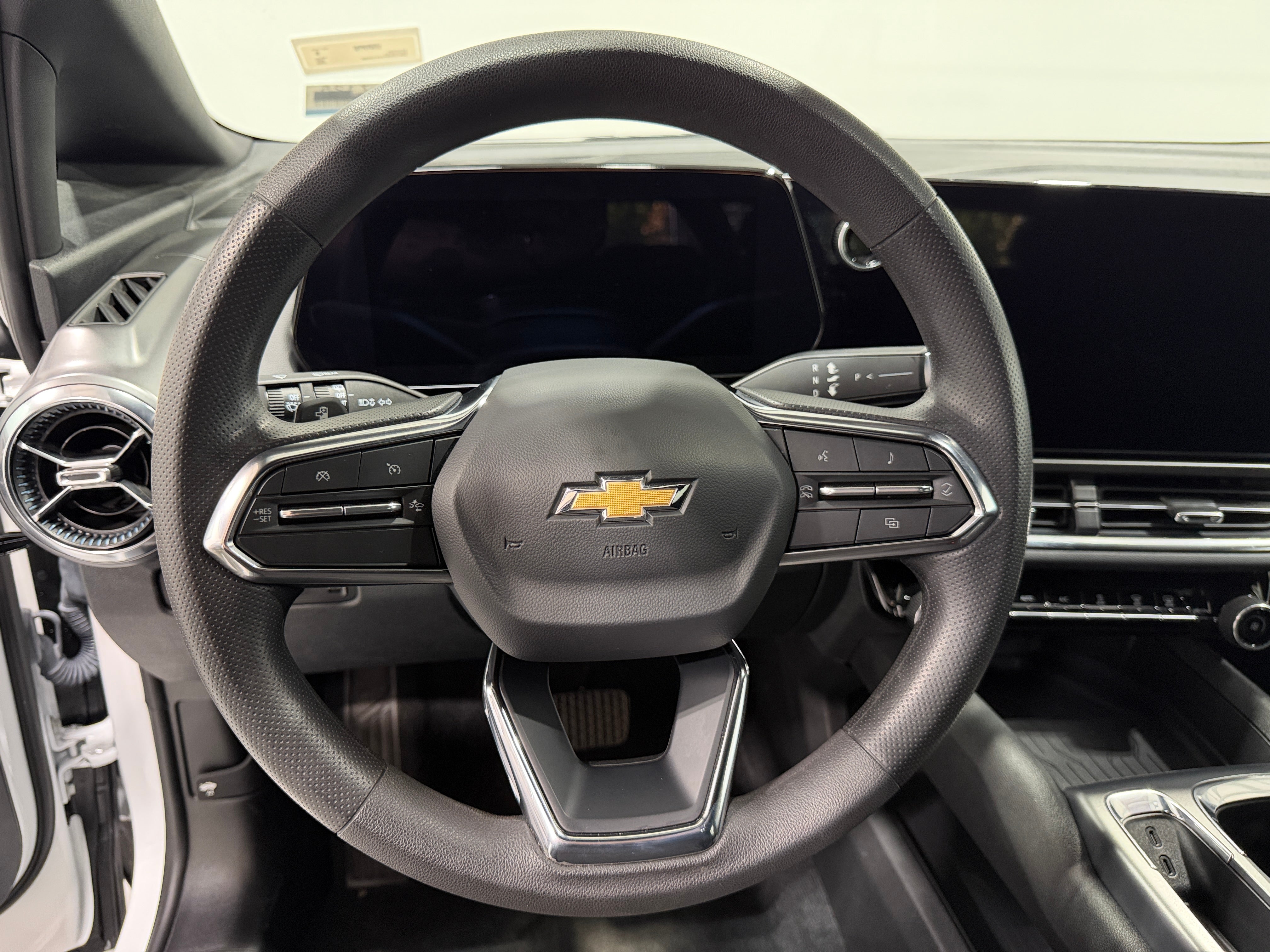 Used 2026 Chevrolet Equinox EV 1LT with VIN 3GN7DMRP8TS133300 for sale in Auburn, WA