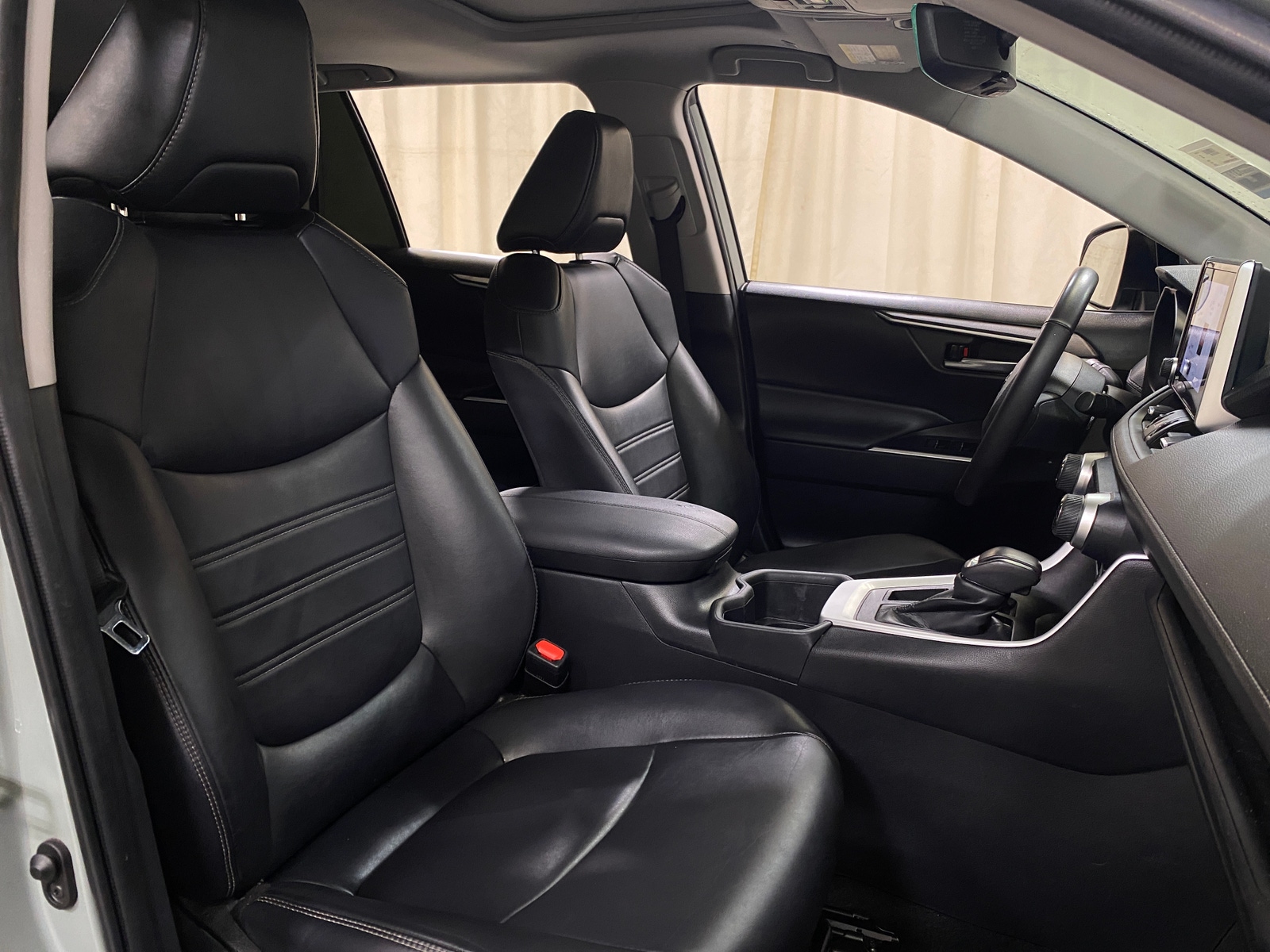 Thumbnail: 2023 Toyota RAV4 - 2