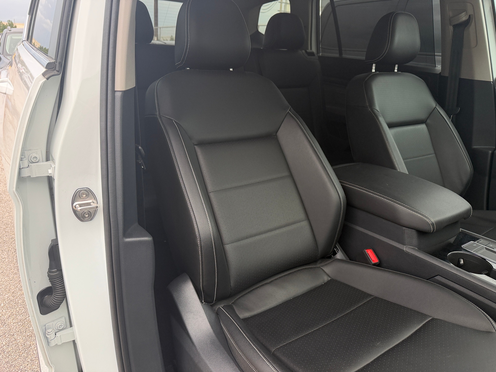 Thumbnail: 2023 Volkswagen Atlas - 2