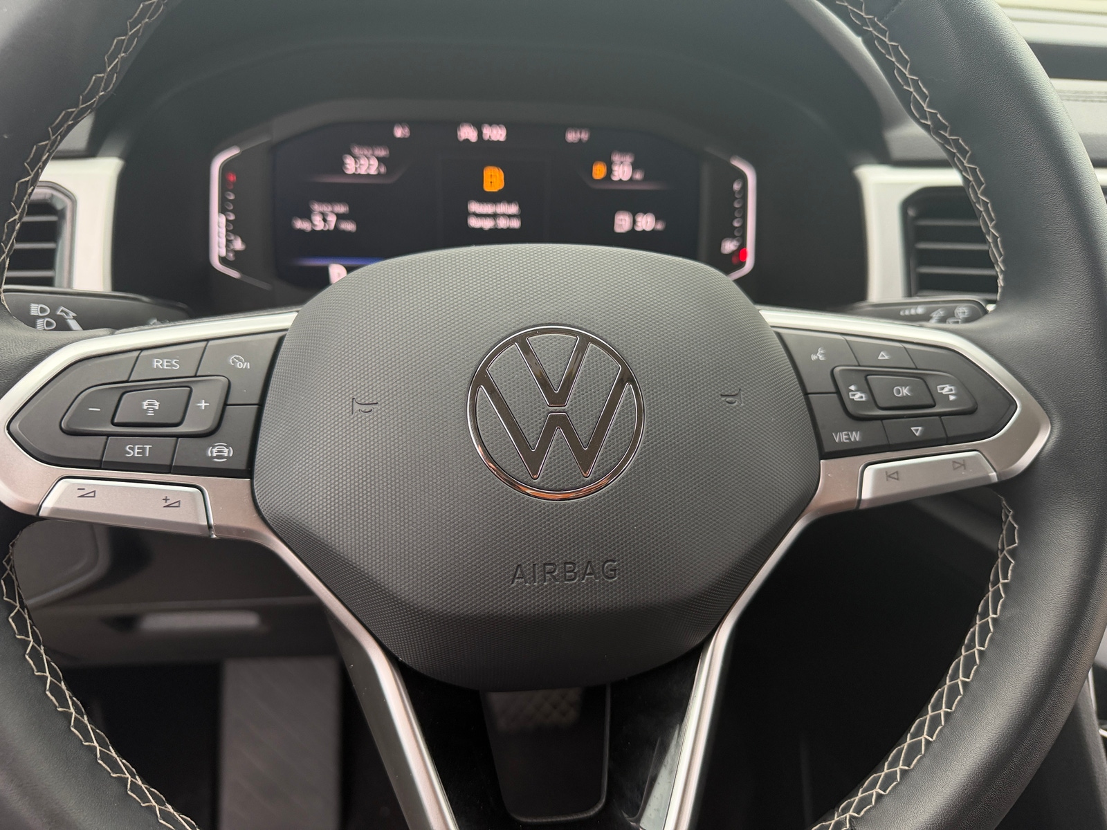 Thumbnail: 2023 Volkswagen Atlas - 5
