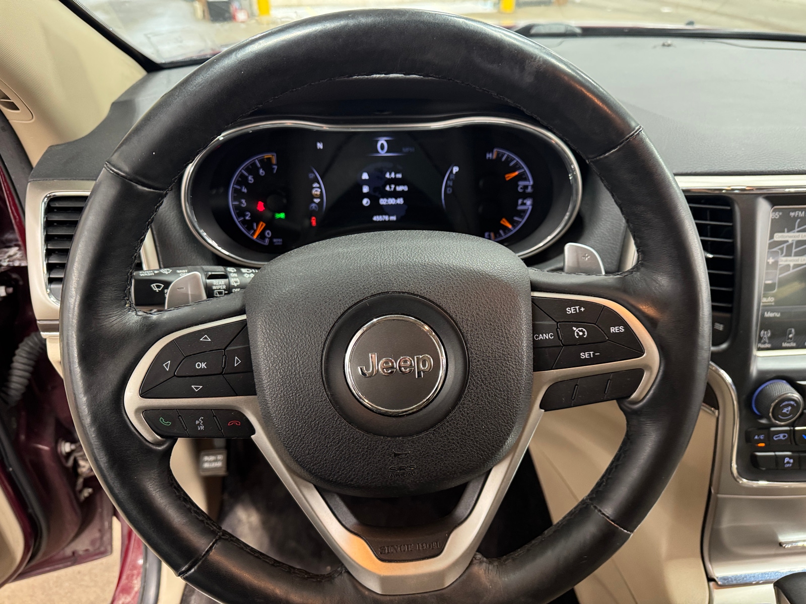 Thumbnail: 2017 Jeep Grand Cherokee - 4