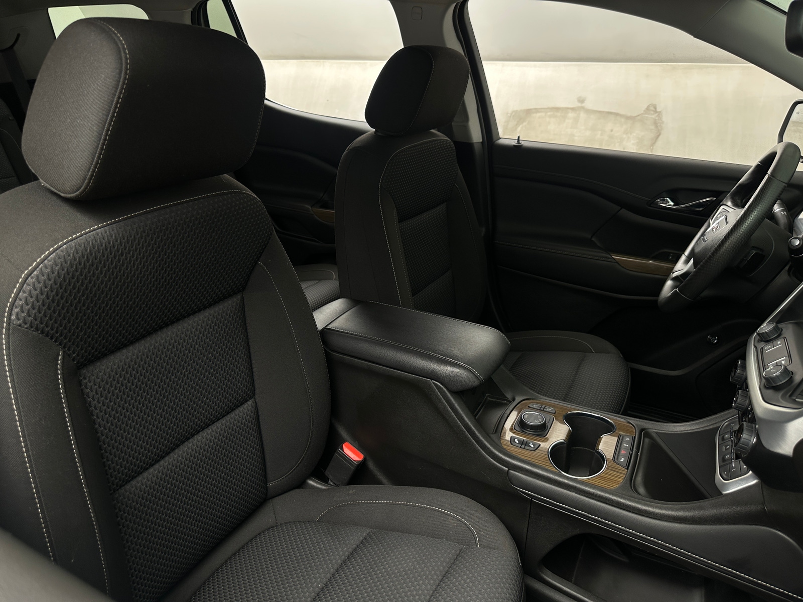 Thumbnail: 2022 GMC Acadia - 2