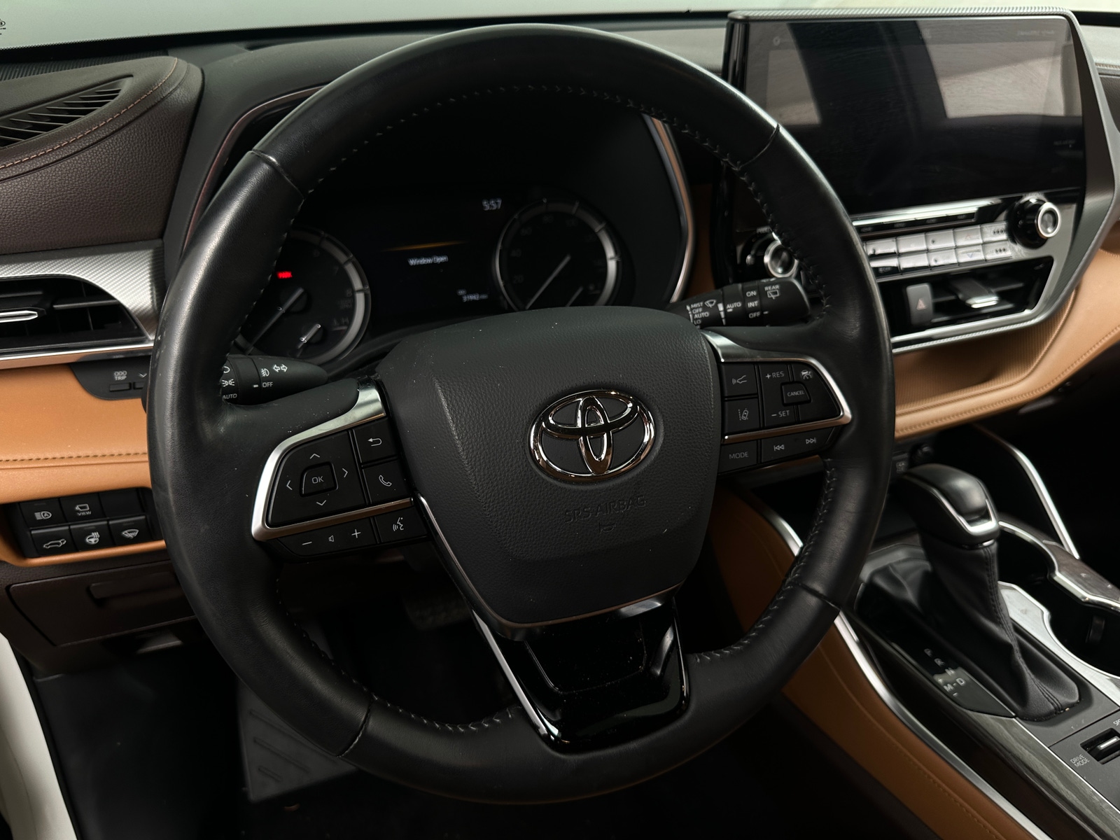 Thumbnail: 2020 Toyota Highlander - 4