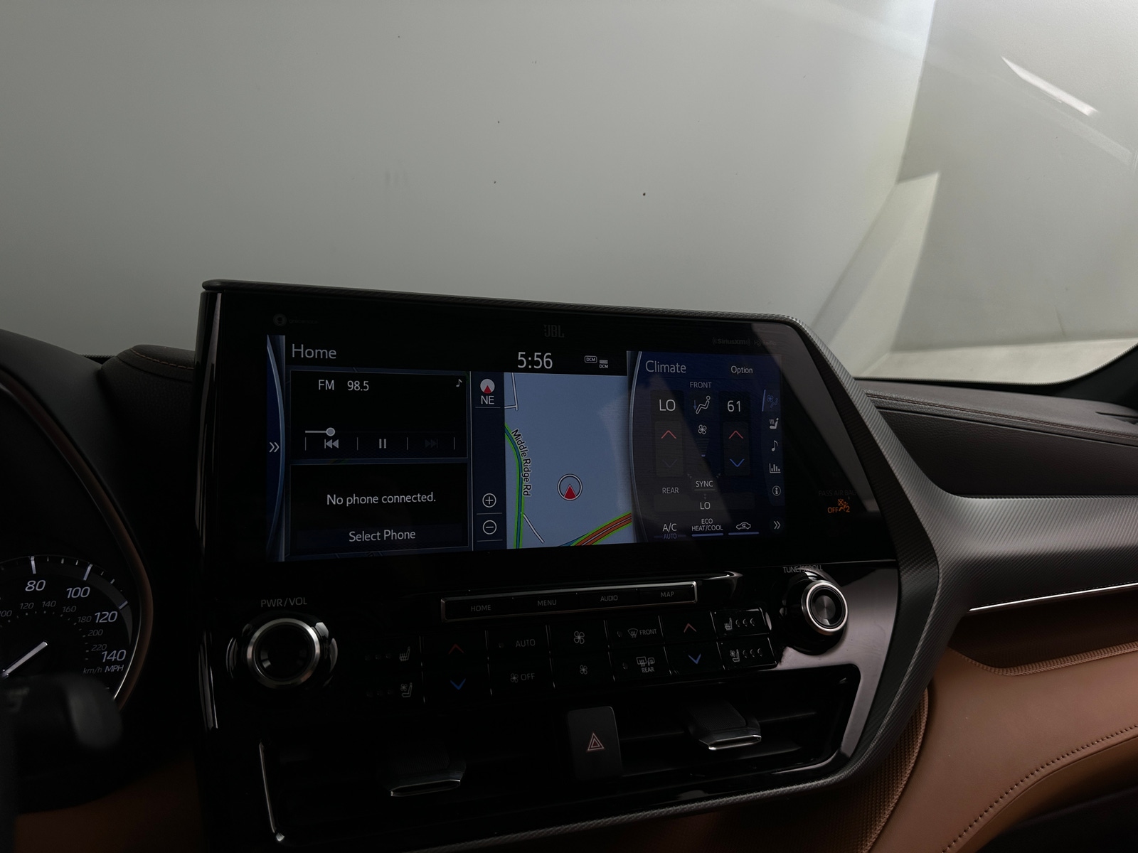 Thumbnail: 2020 Toyota Highlander - 3