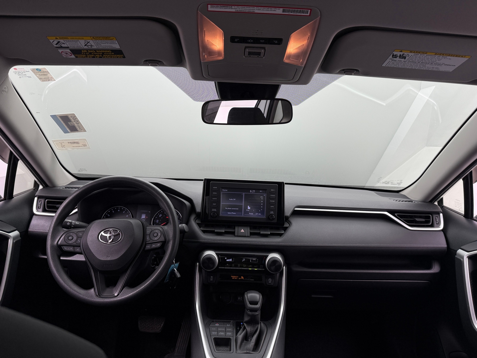 Thumbnail: 2019 Toyota RAV4 - 3