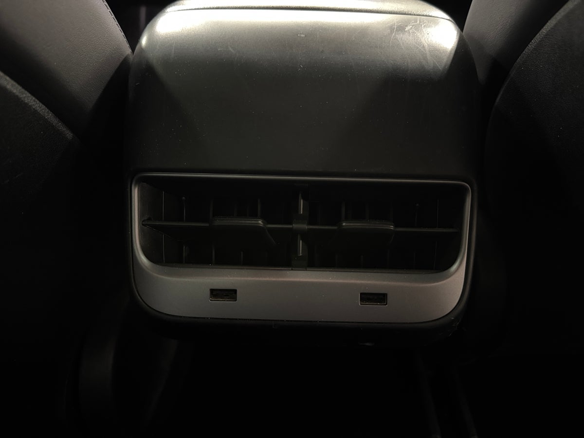 2018 Tesla Model 3 Long Range All-Wheel Drive in Midnight Silver Metallic — photo 2