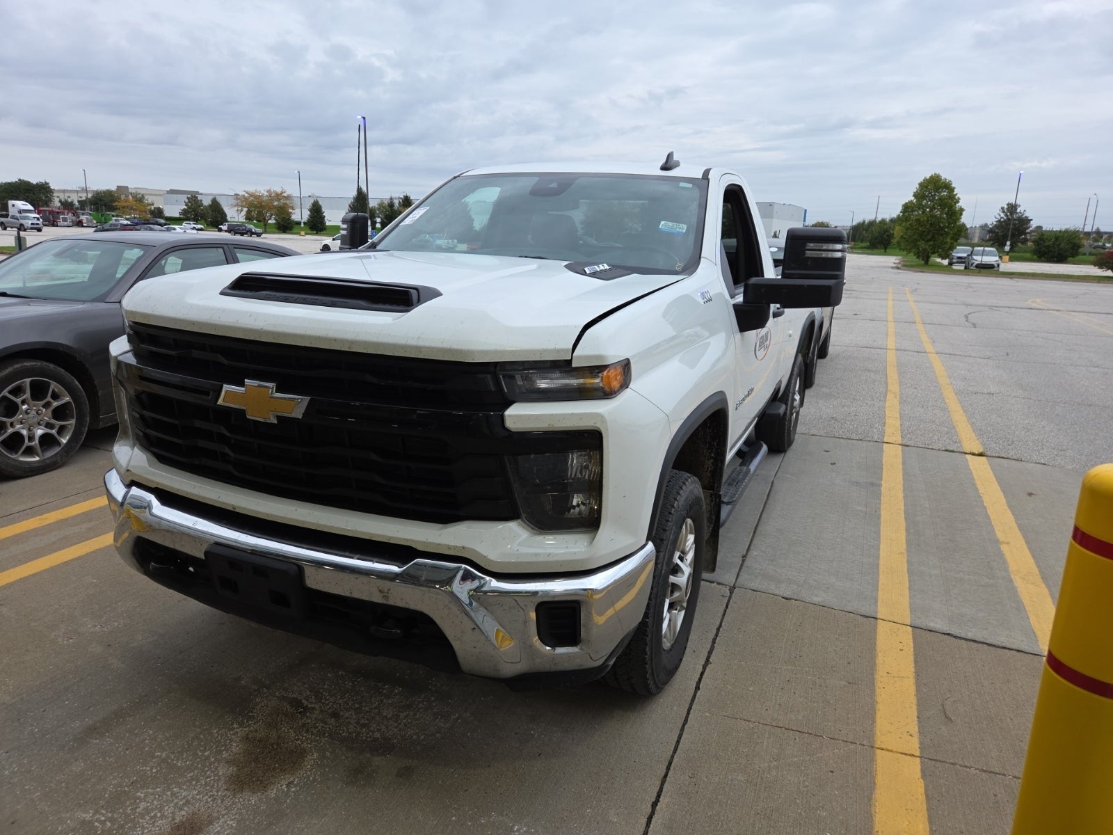 2026 Chevrolet Silverado 2500 HD 4WD Reg Cab 142" Work Truck