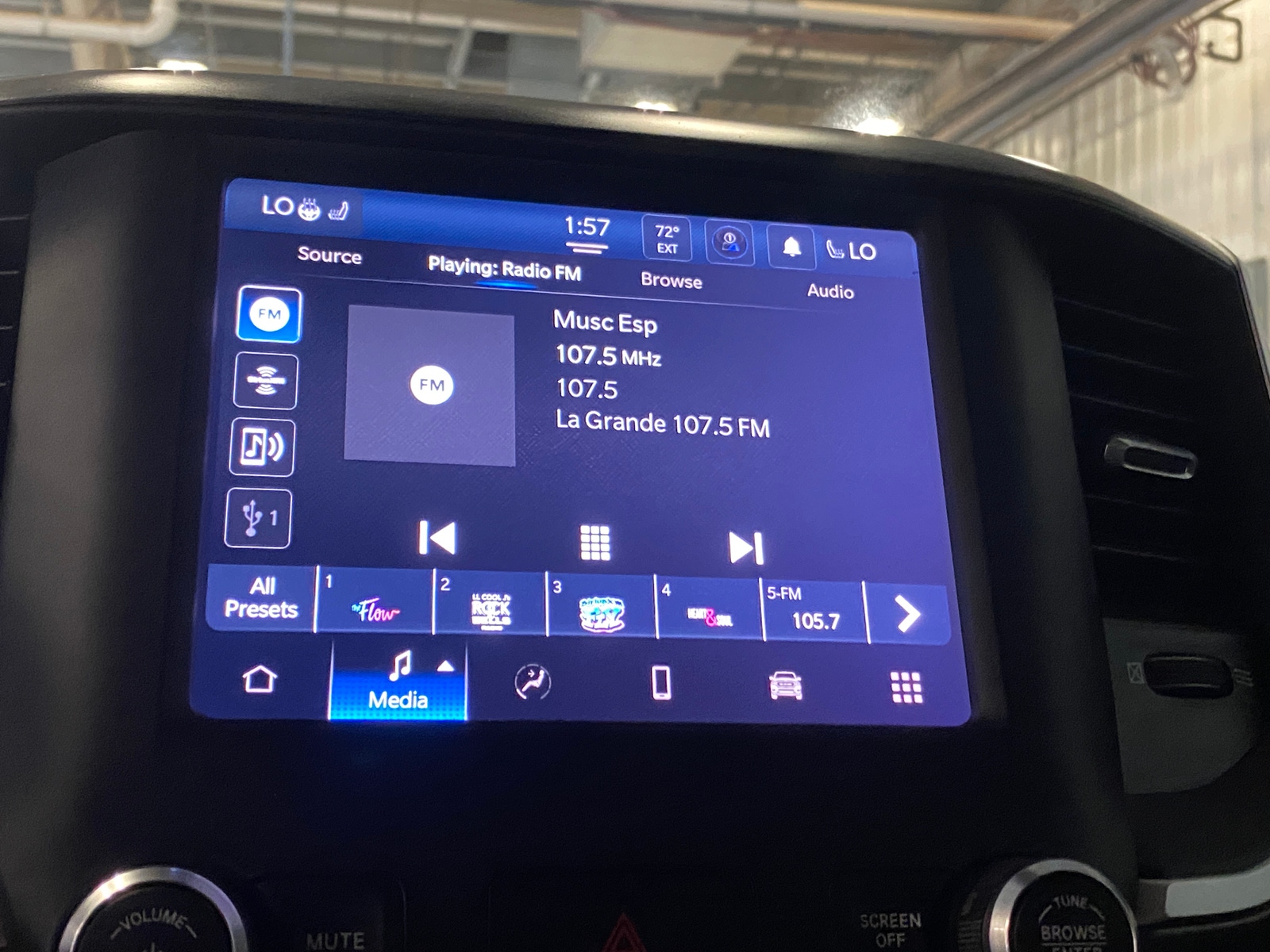 Thumbnail: 2022 RAM 1500 - 4