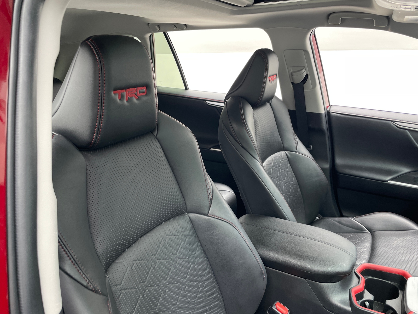 Thumbnail: 2021 Toyota RAV4 - 2