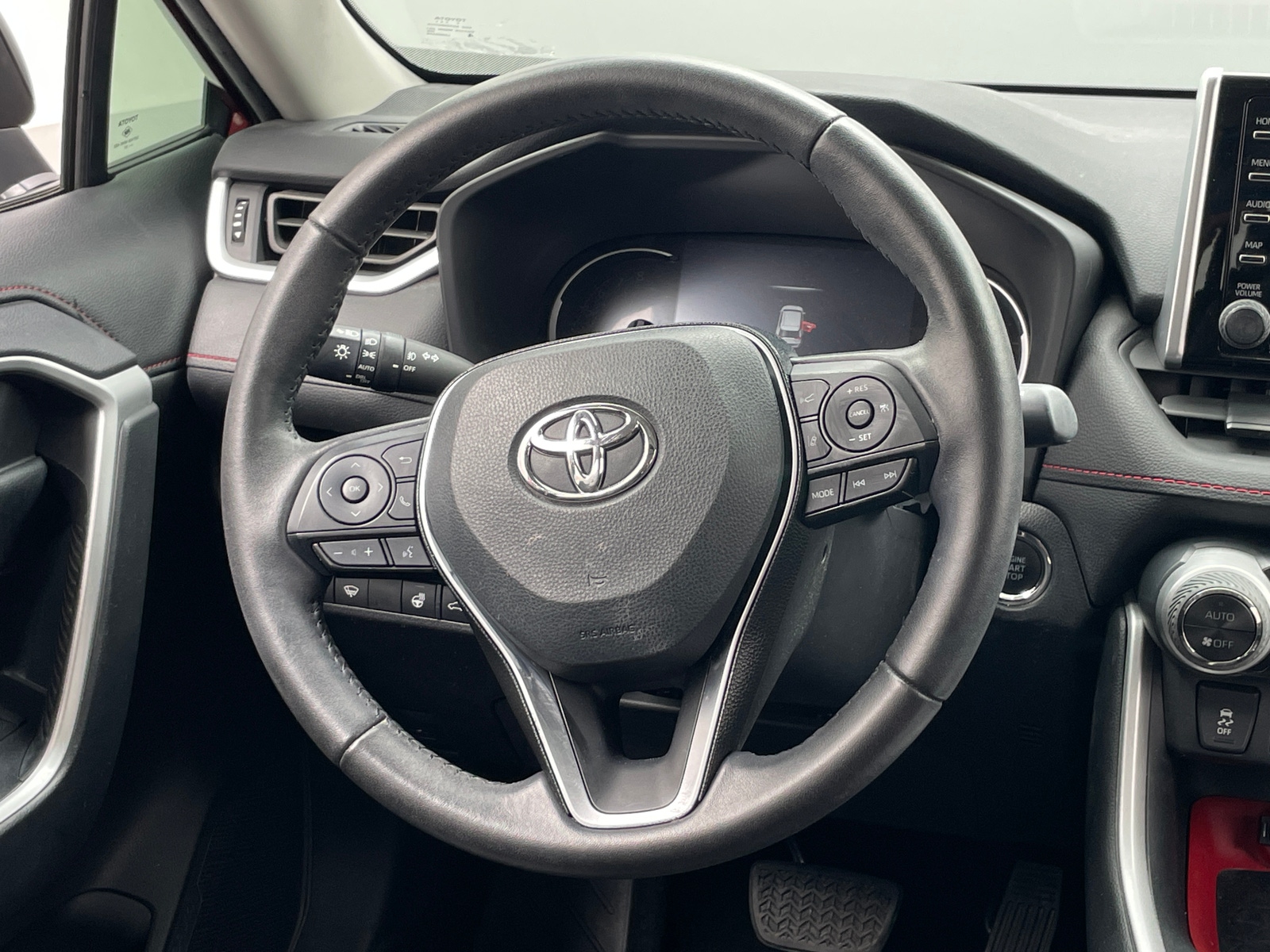 Thumbnail: 2021 Toyota RAV4 - 5