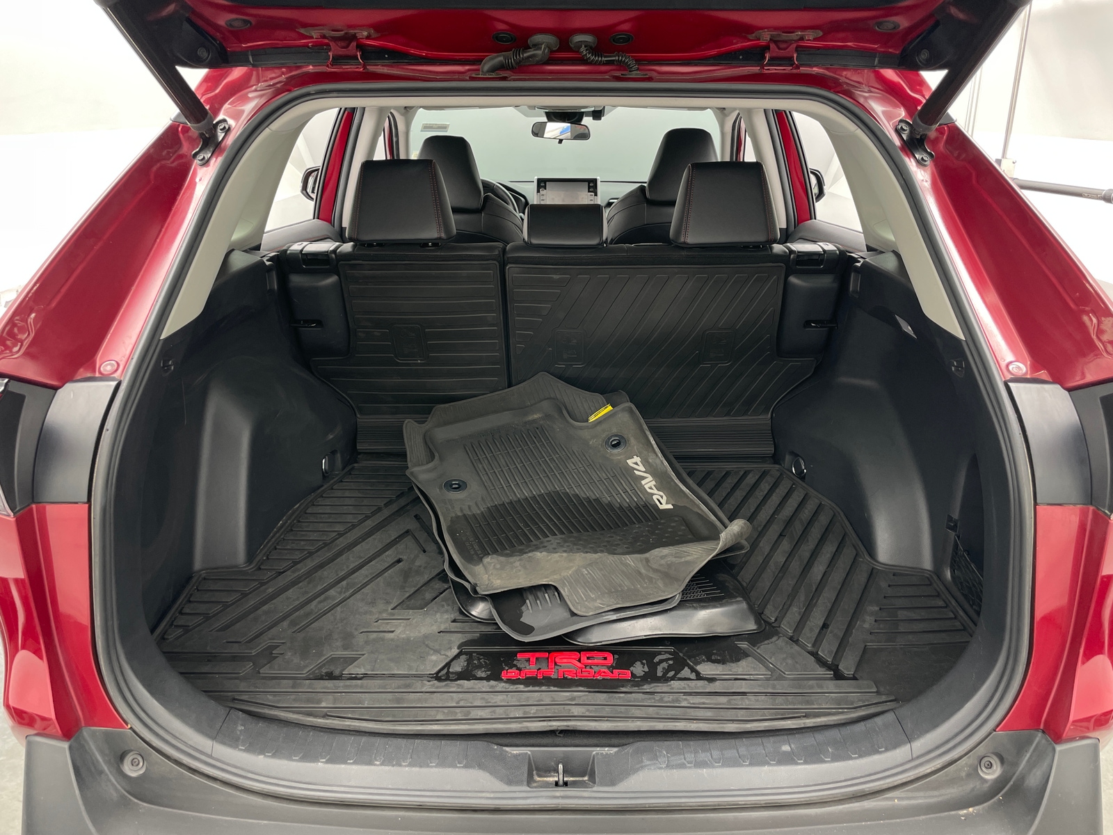 Thumbnail: 2021 Toyota RAV4 - 7
