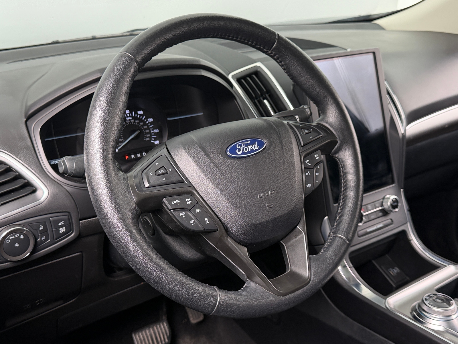 Thumbnail: 2022 Ford Edge - 4