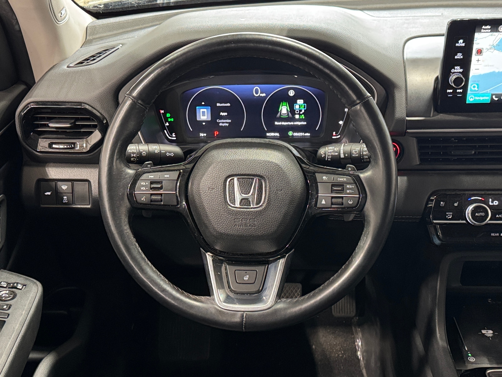 Thumbnail: 2023 Honda Pilot - 4