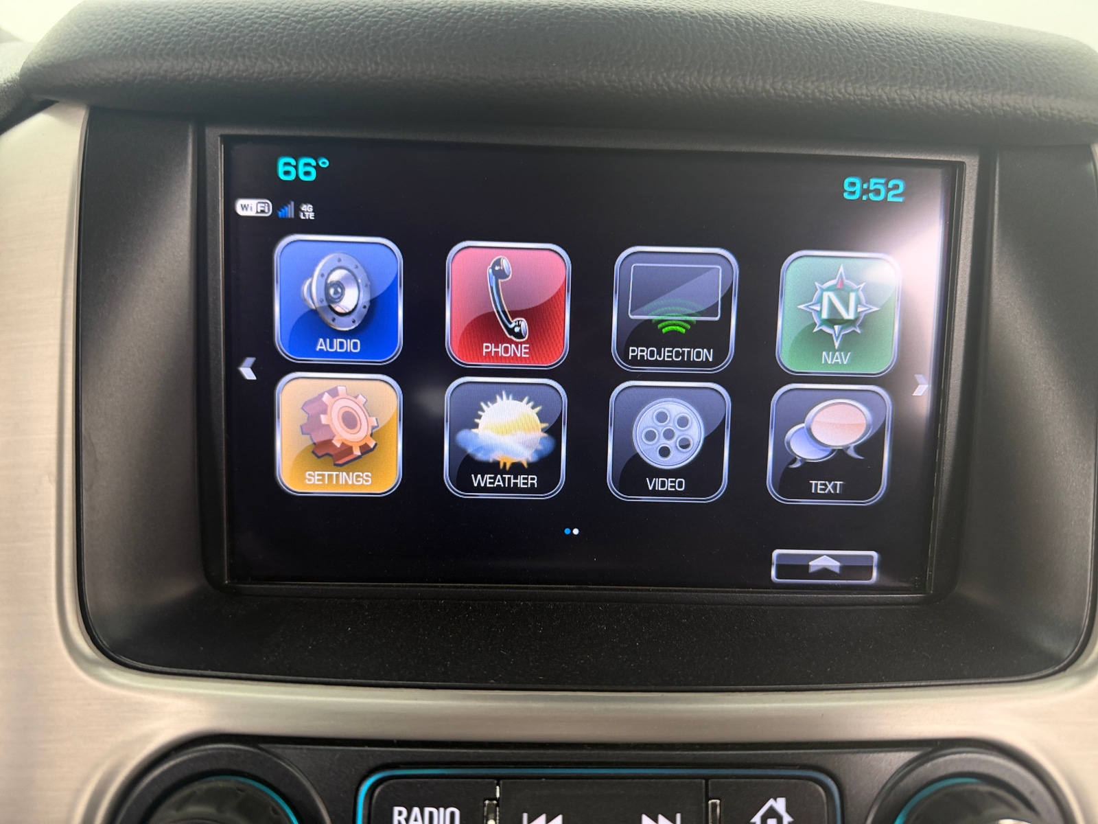 Thumbnail: 2017 GMC Yukon - 3
