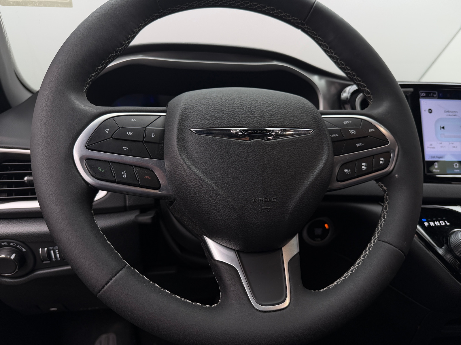 Thumbnail: 2026 Chrysler Voyager - 4