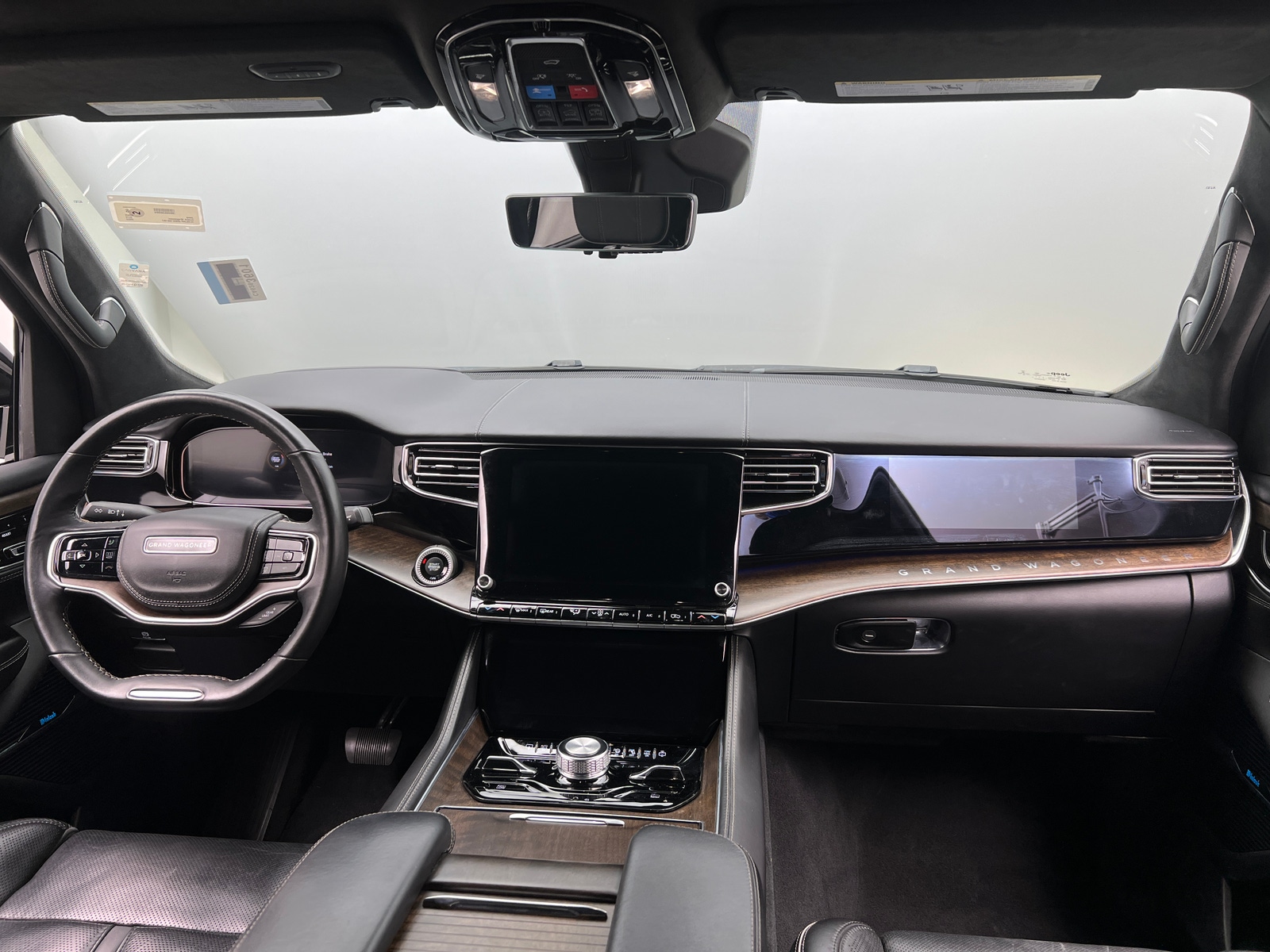 Thumbnail: 2022 Jeep Grand Wagoneer - 2
