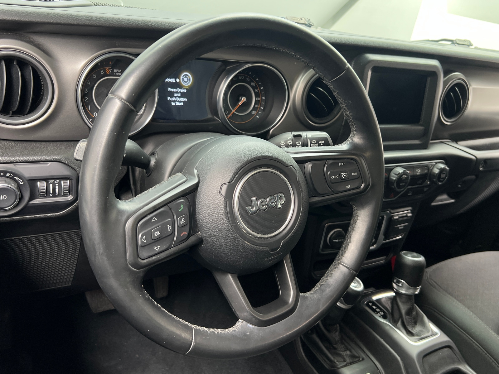 Thumbnail: 2022 Jeep Wrangler - 5